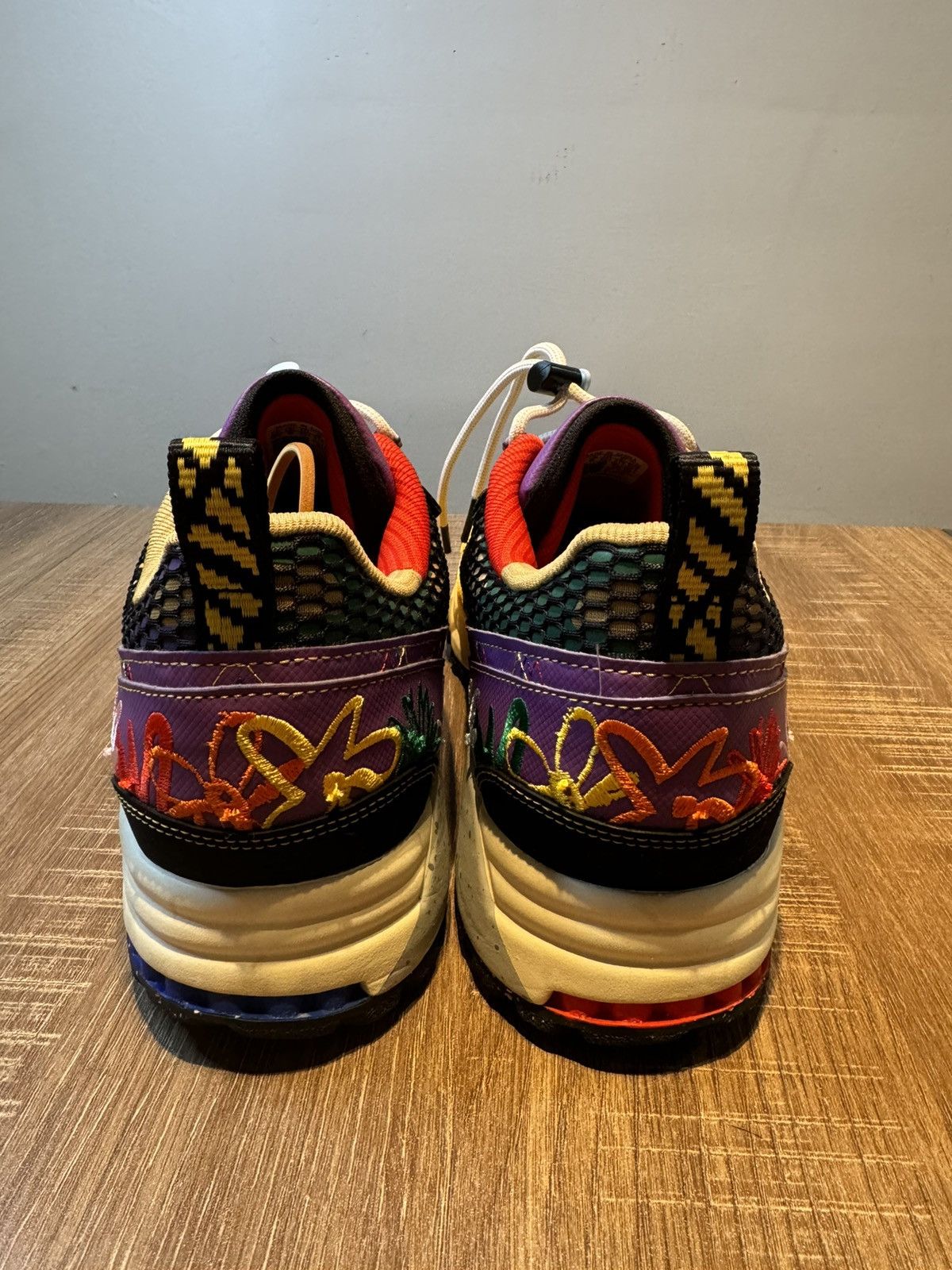 Adidas Size 9.5 Men adidas Sean Wotherspoon Equipment Support 93 Size US 9.5 / EU 42-43 - 4 Thumbnail