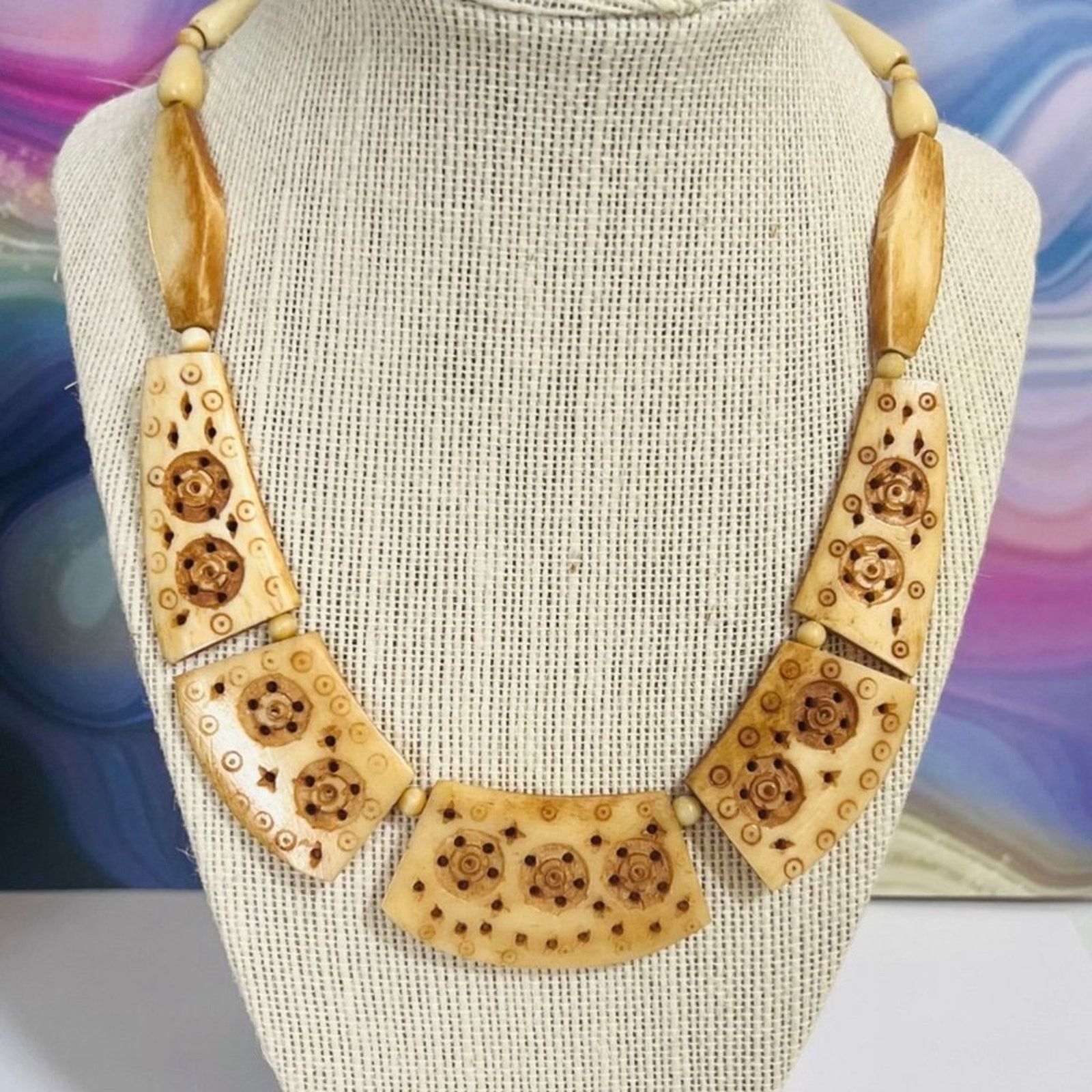 & Other Stories Vintage - Carved Necklace Size ONE SIZE - 2 Thumbnail
