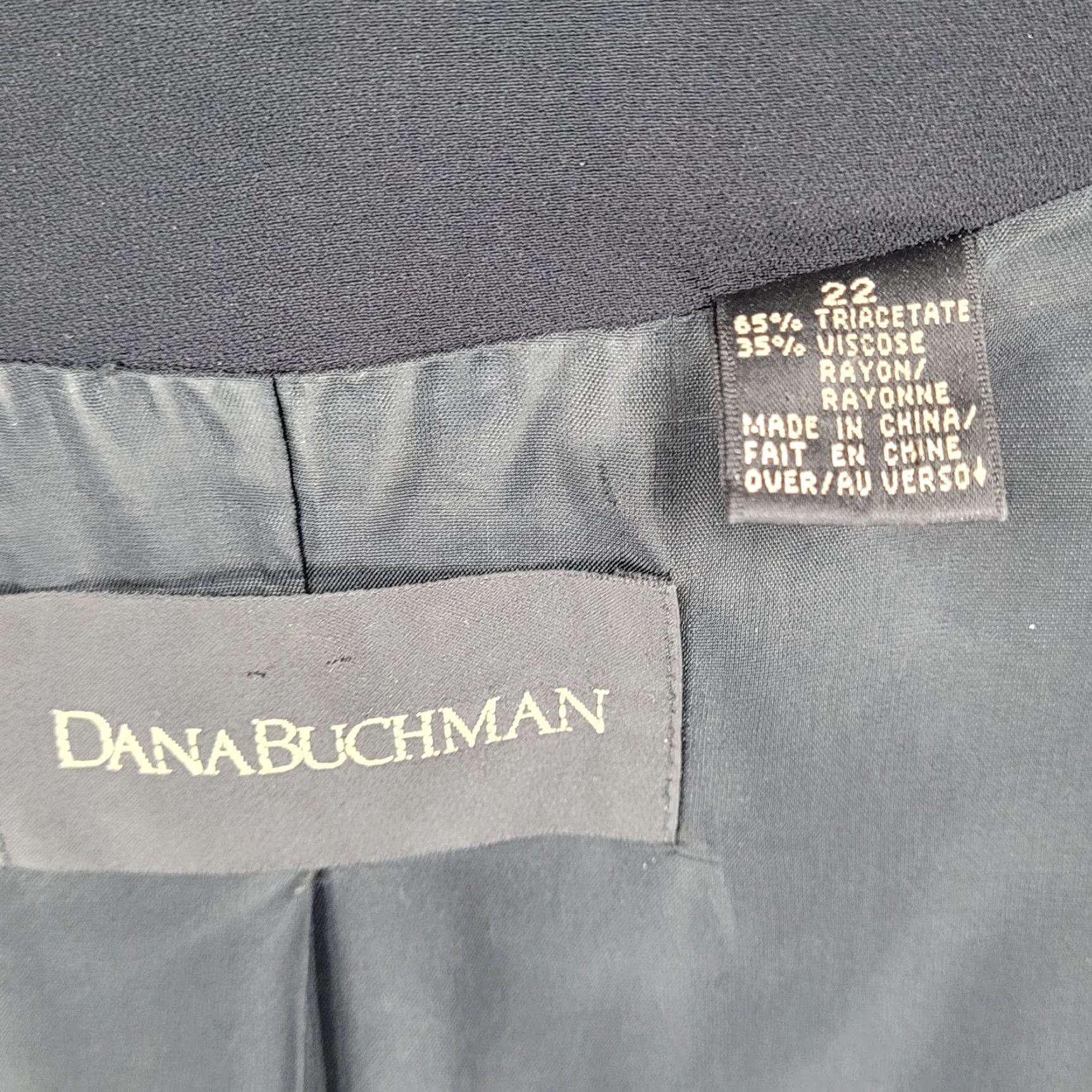 Vintage Dana Buchman Blazer Jacket Plus Size 22 Women's Black Peak Lapel 3-Button Suit Coat Size 3XL / US 20-22 - 3 Thumbnail