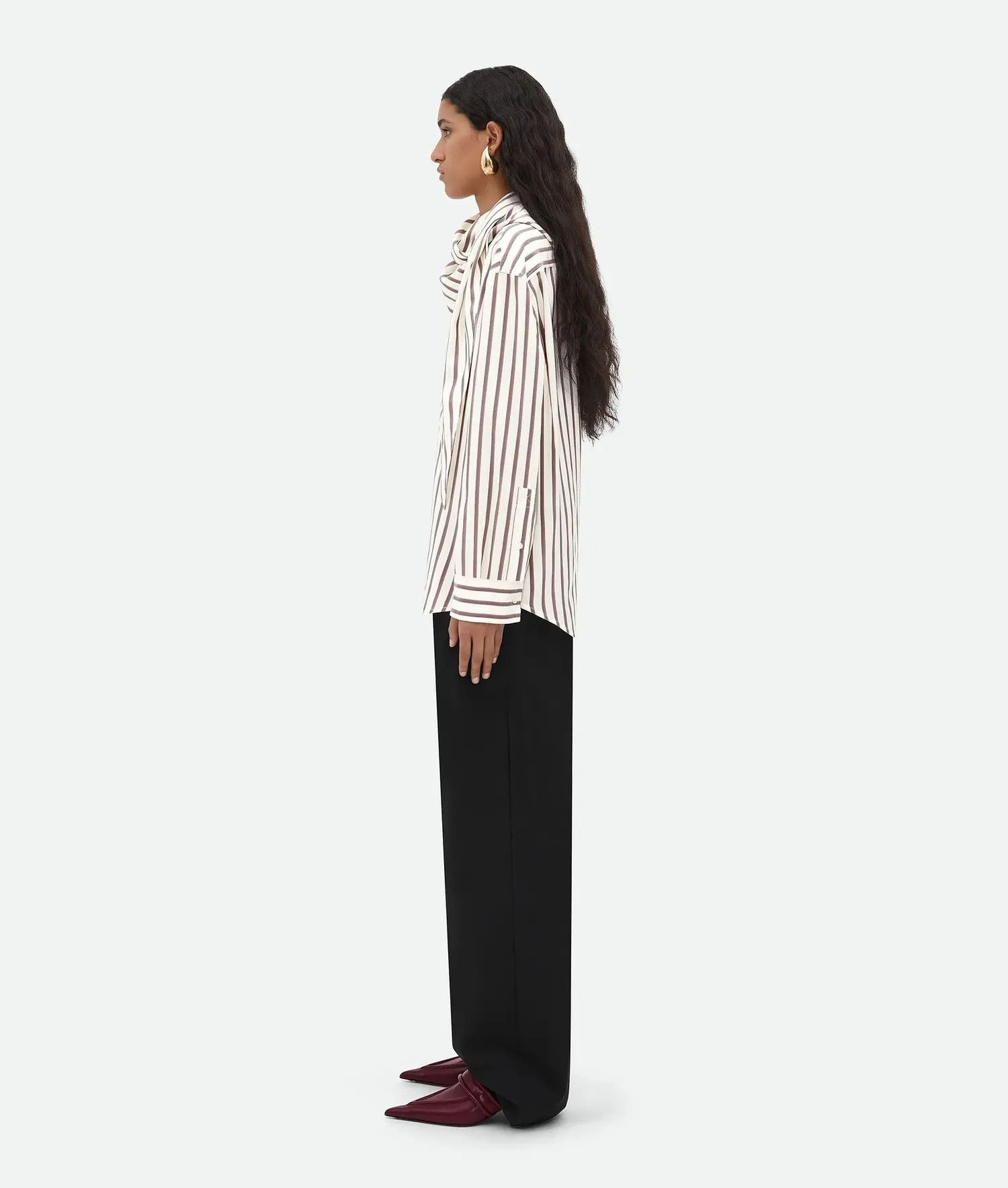 Bottega Veneta o1bcso1str0725 Silk Bicolor Striped Shirt in White/Brown Size L / US 10 / IT 46 - 2 Thumbnail