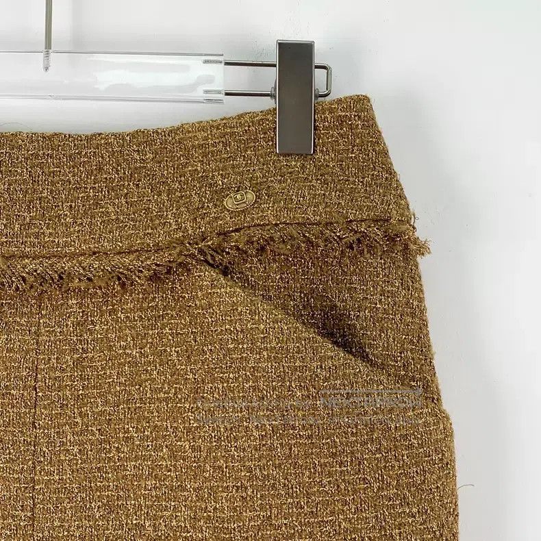 Chanel Chanel Egyptian Craft Workshop Series Golden Woven Tweed T Size 25" / US 0 / IT 36 - 3 Thumbnail