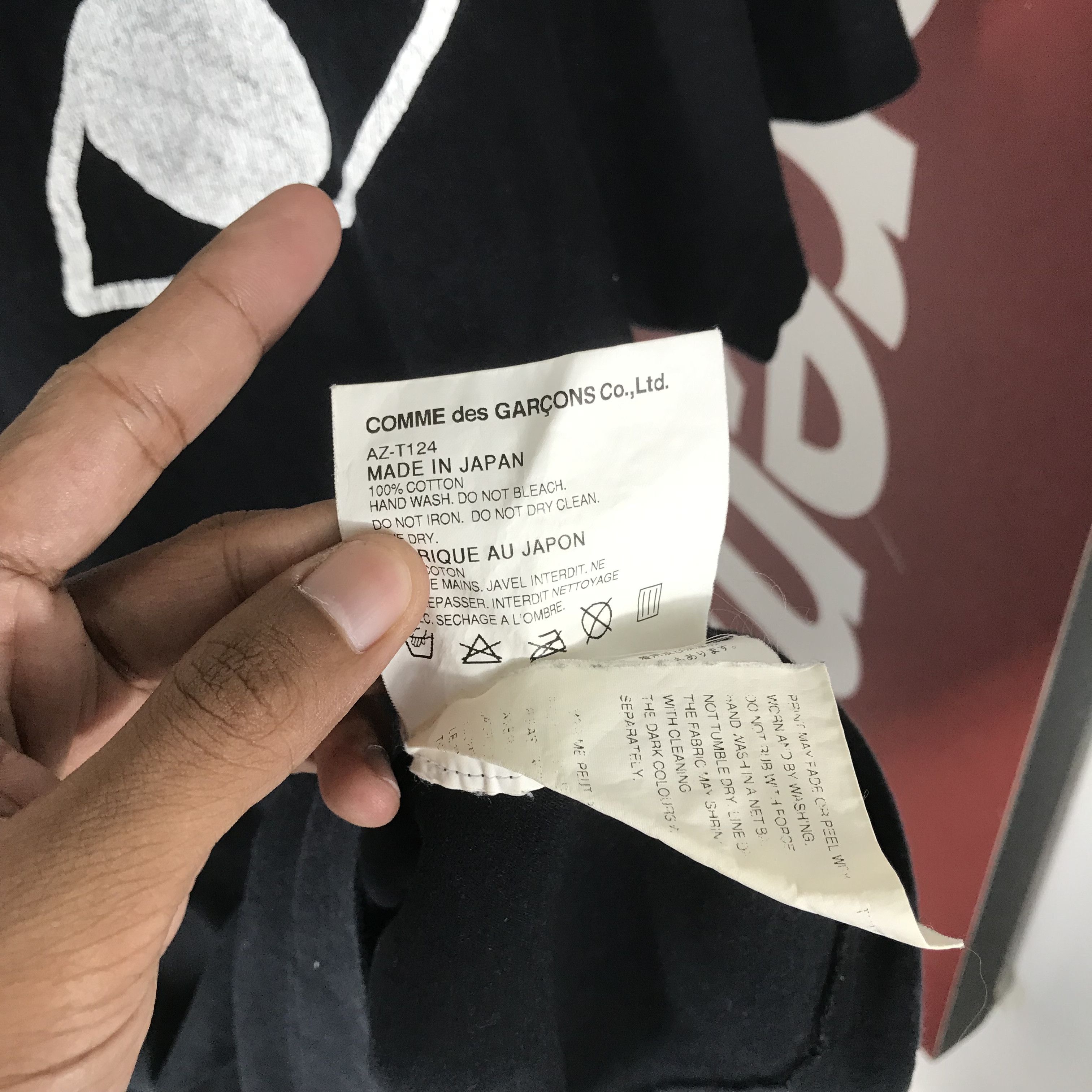 Comme des Garcons CDG PLAY Comme Des Garcons T-shirt Big logo Size US L / EU 52-54 / 3 - 7 Thumbnail