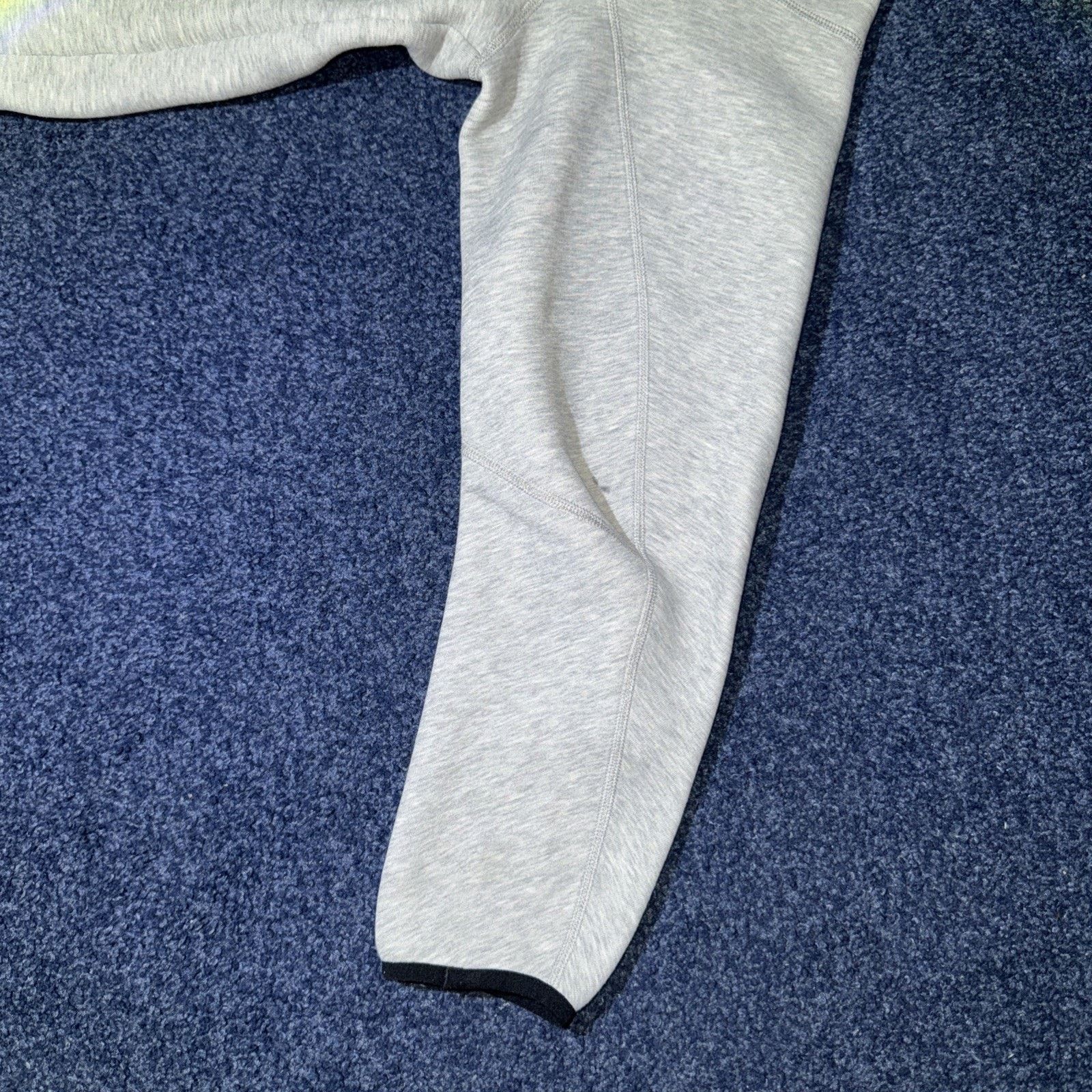 Nike Grey Nike Tech Size Large Slightly Used Great Condition Size US L / EU 52-54 / 3 - 12 Thumbnail