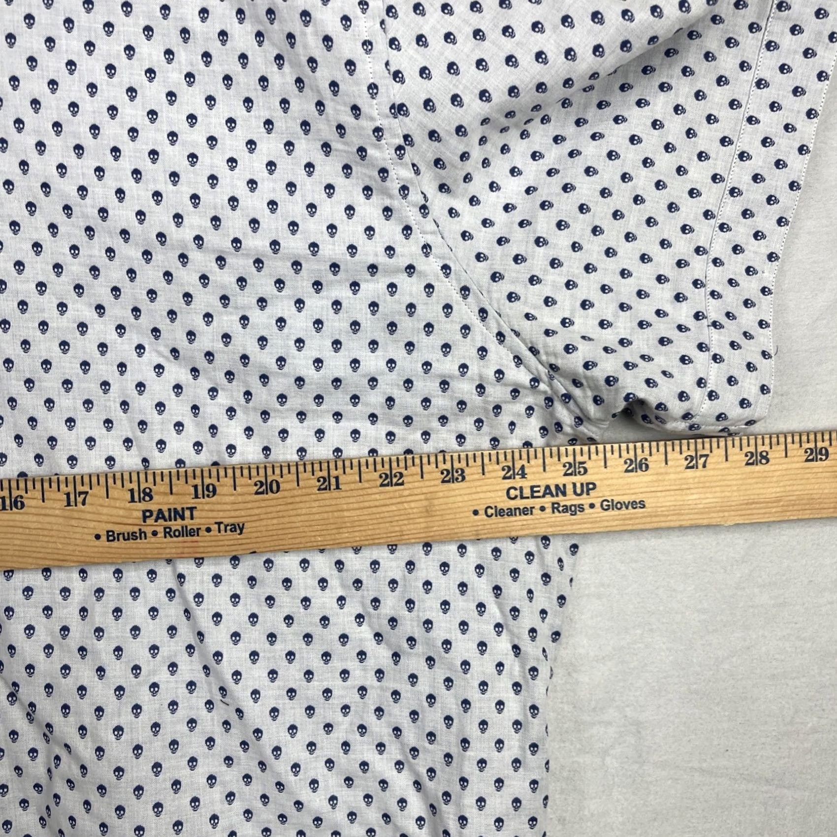 Robert Graham Robert Graham Shirt Mens 3XL Gray Skull Print Button-Down Tailored Fit Shirt Size US XXL / EU 58 / 5 - 5 Thumbnail