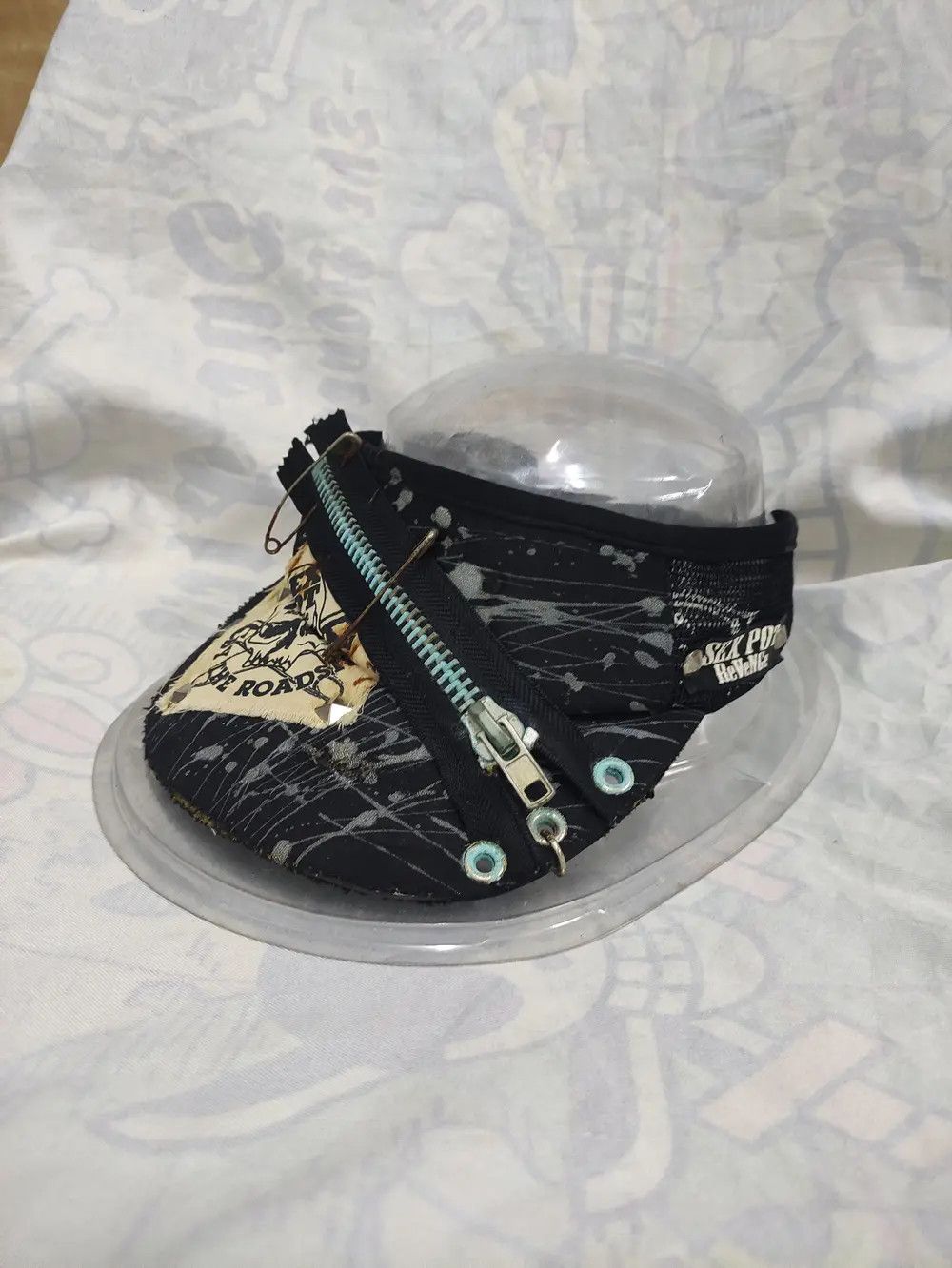 Sex Pot ReVeNGe SEX POT REVENGE VISOR CAP PUNK STYLE Size ONE SIZE - 15 Thumbnail
