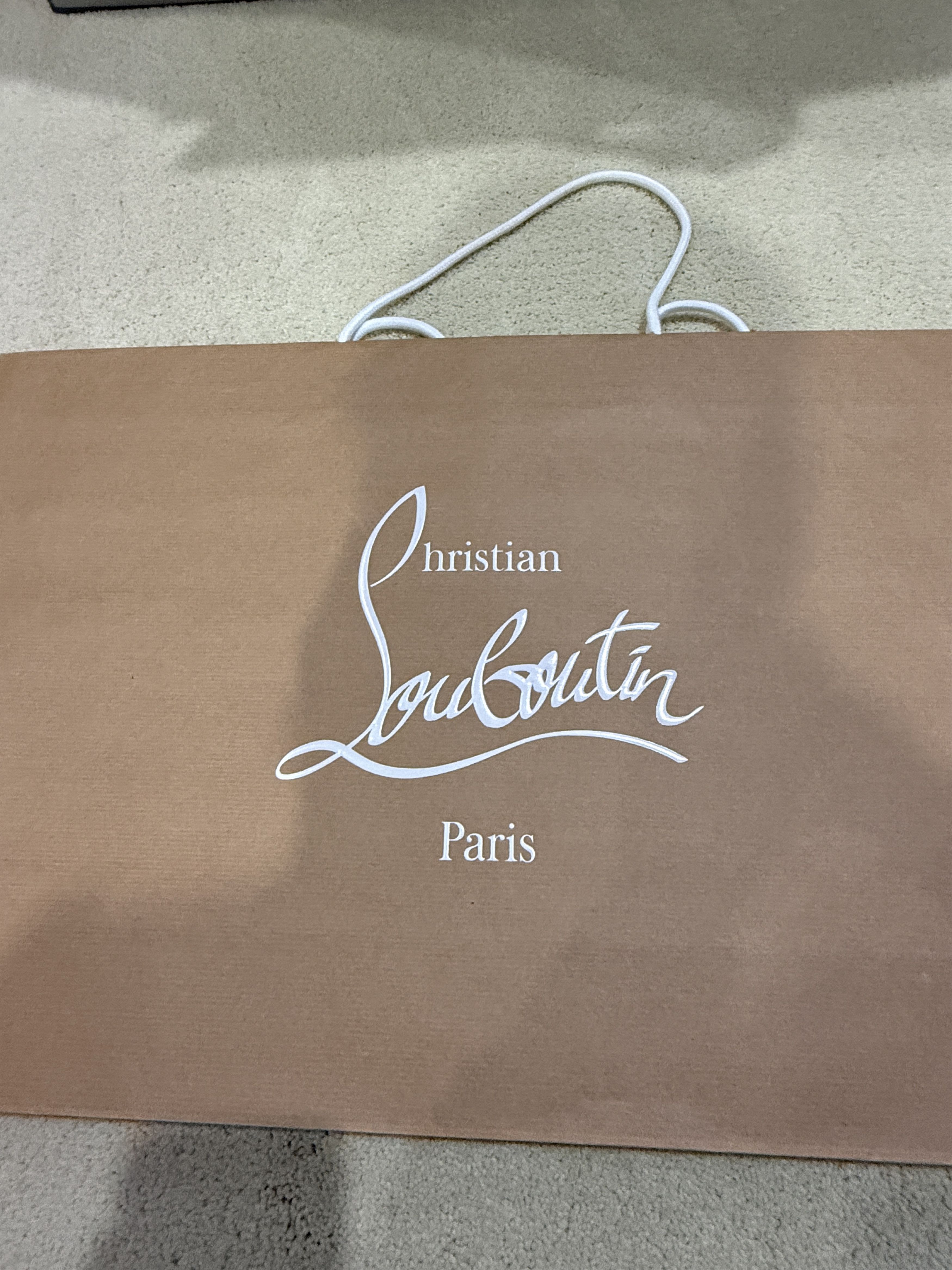 Christian Louboutin New Authentic Large Louboutin Tan Gift Paper Shopping Bags Size ONE SIZE - 9 Thumbnail