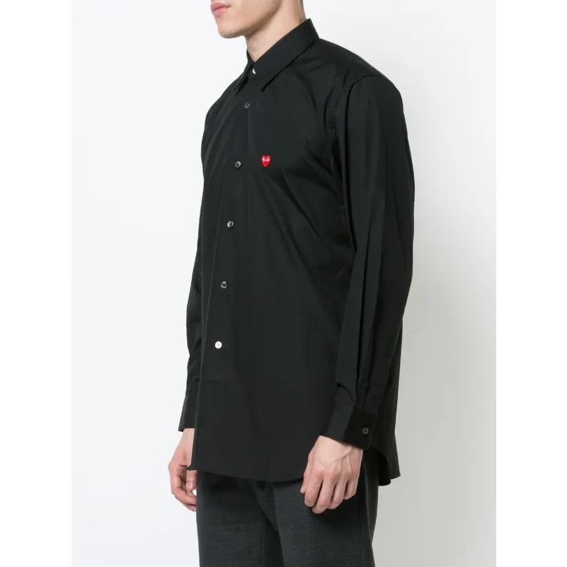 Comme des Garcons Comme des Garsons Men Black Heart-patch poplin shirt sz L Size US L / EU 52-54 / 3 - 1 Thumbnail