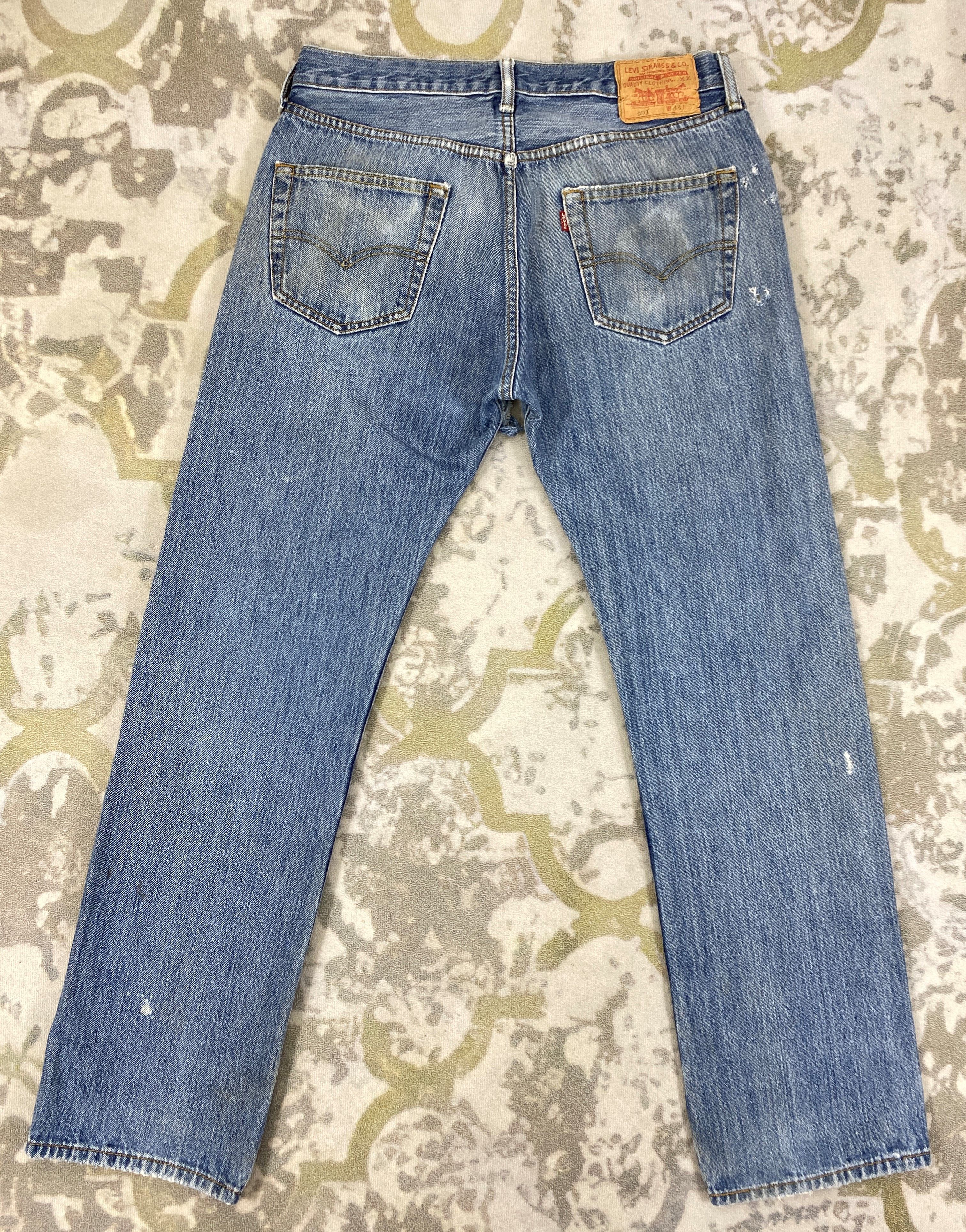 Levi's Distressed Blue Vintage Levi's 501 Jeans 32x31 Denim -JN1605 Size US 32 / EU 48 - 2 Thumbnail