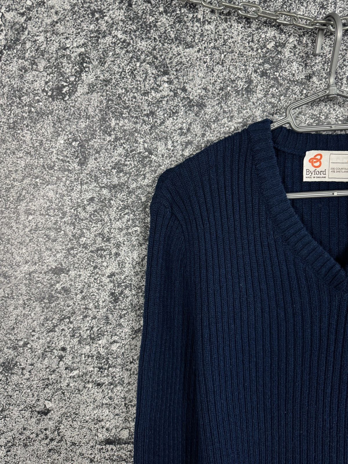 Vintage Byford V-Neck Wool Sweater Made in England Pullover Size 44 Size US S / EU 44-46 / 1 - 3 Thumbnail
