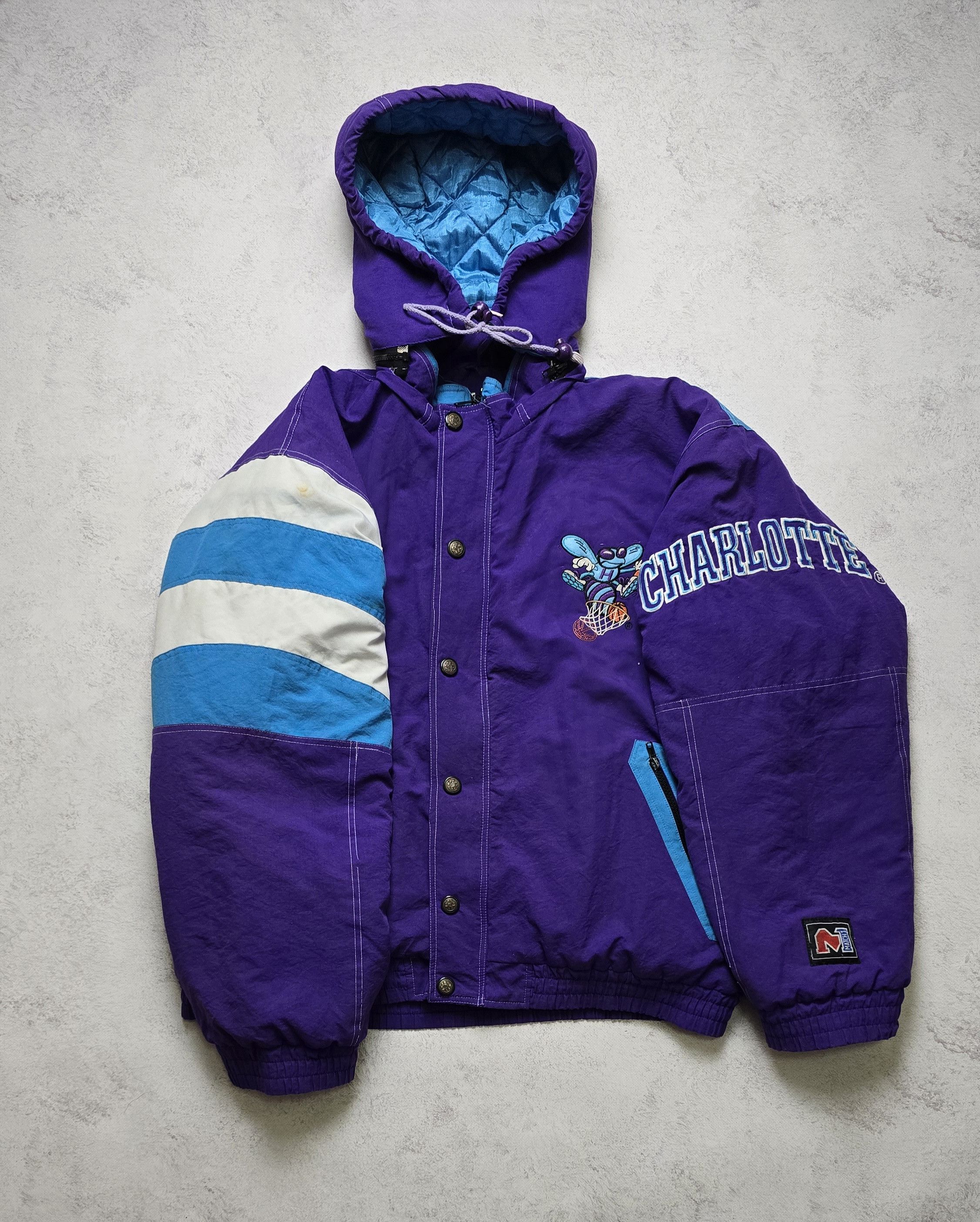 Logo Athletic VTG 90s Charlotte Hornets Logo Athletic Match 1 Jacket Size US L / EU 52-54 / 3 - 4 Thumbnail