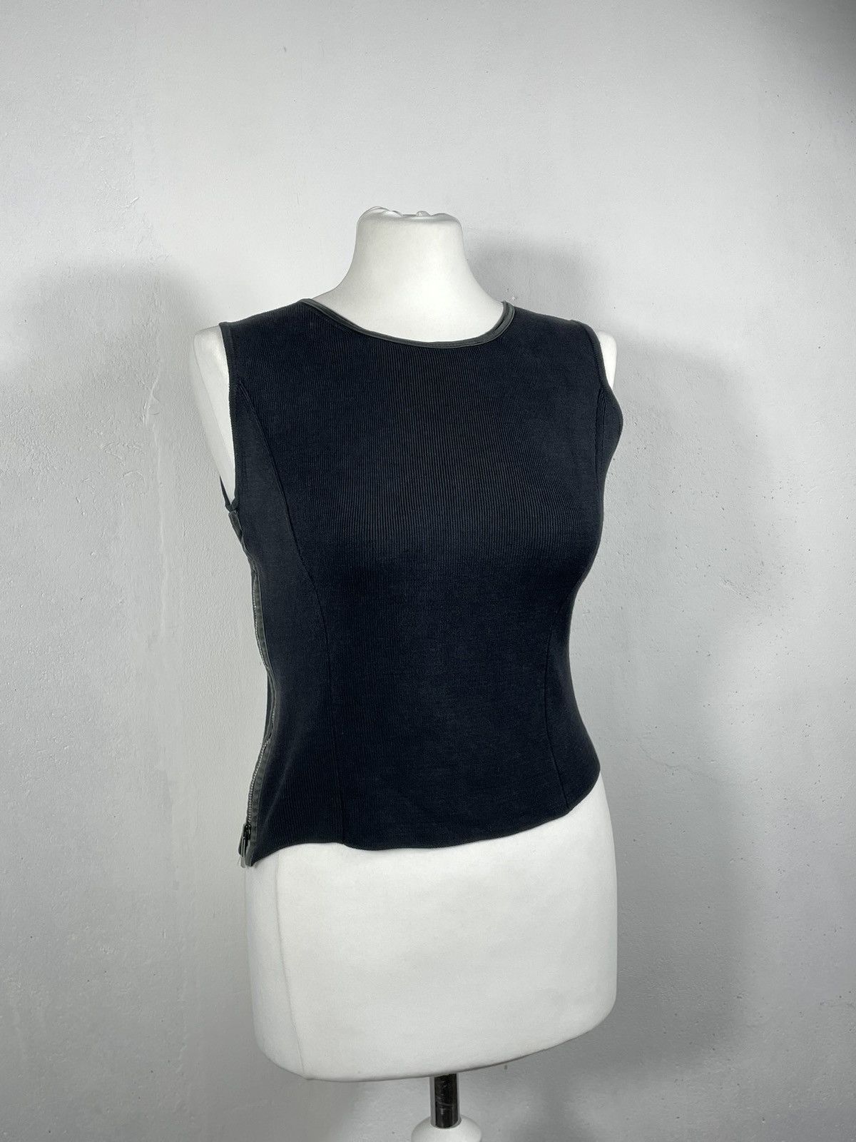 Gucci Gucci Vintage Y2k Sleeveless Vest Top Corset Luxury Designer Size XS / US 0-2 / IT 36-38 - 3 Thumbnail