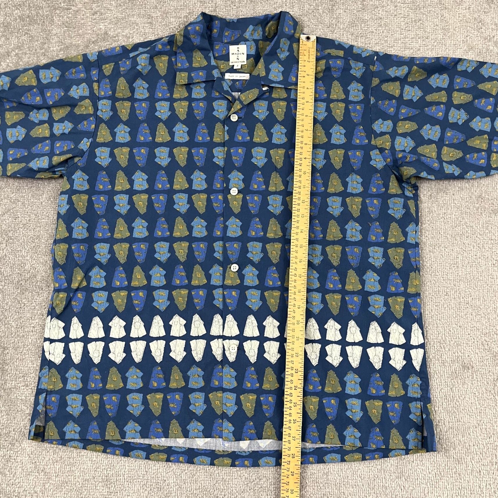 Silhouette VINTAGE Majun Shirt Mens Sz 4 XL/2XL Geometric Silhouette Made in Japan 90s Size US XL / EU 56 / 4 - 4 Thumbnail