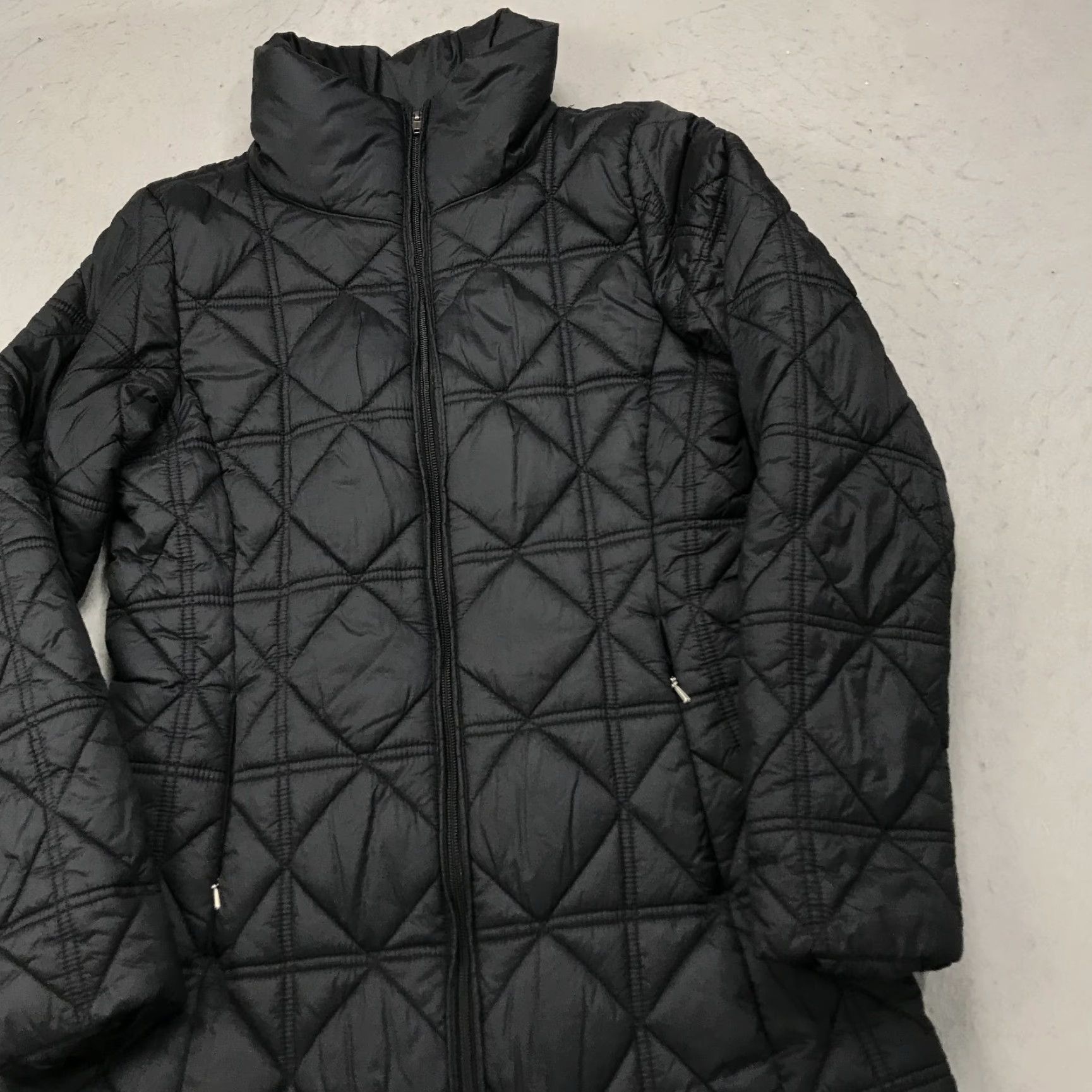 Patagonia Patagonia Jacket Womens Small Black Long Parka Full Zip Outdoor (Adult Women) Size S / US 4 / IT 40 - 3 Thumbnail