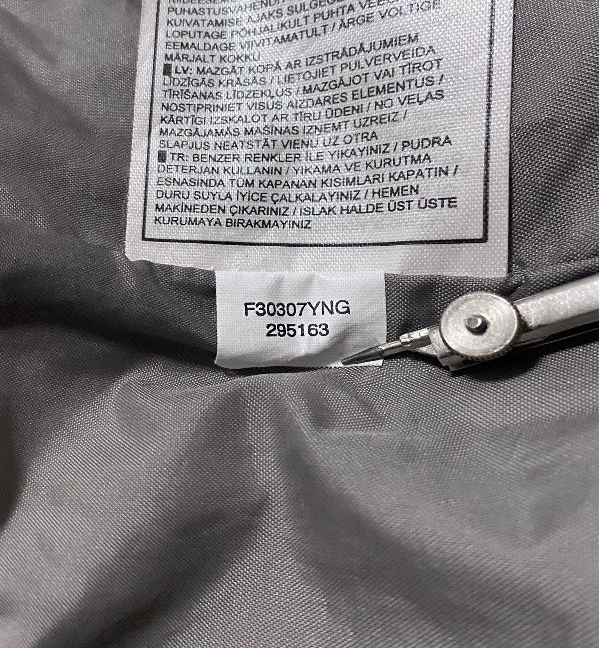 Goretex × Nike ACG Vintage Unisex Nike ACG Gore Tex Hardshell Snow Jacket Size S / US 4 / IT 40 - 15 Thumbnail