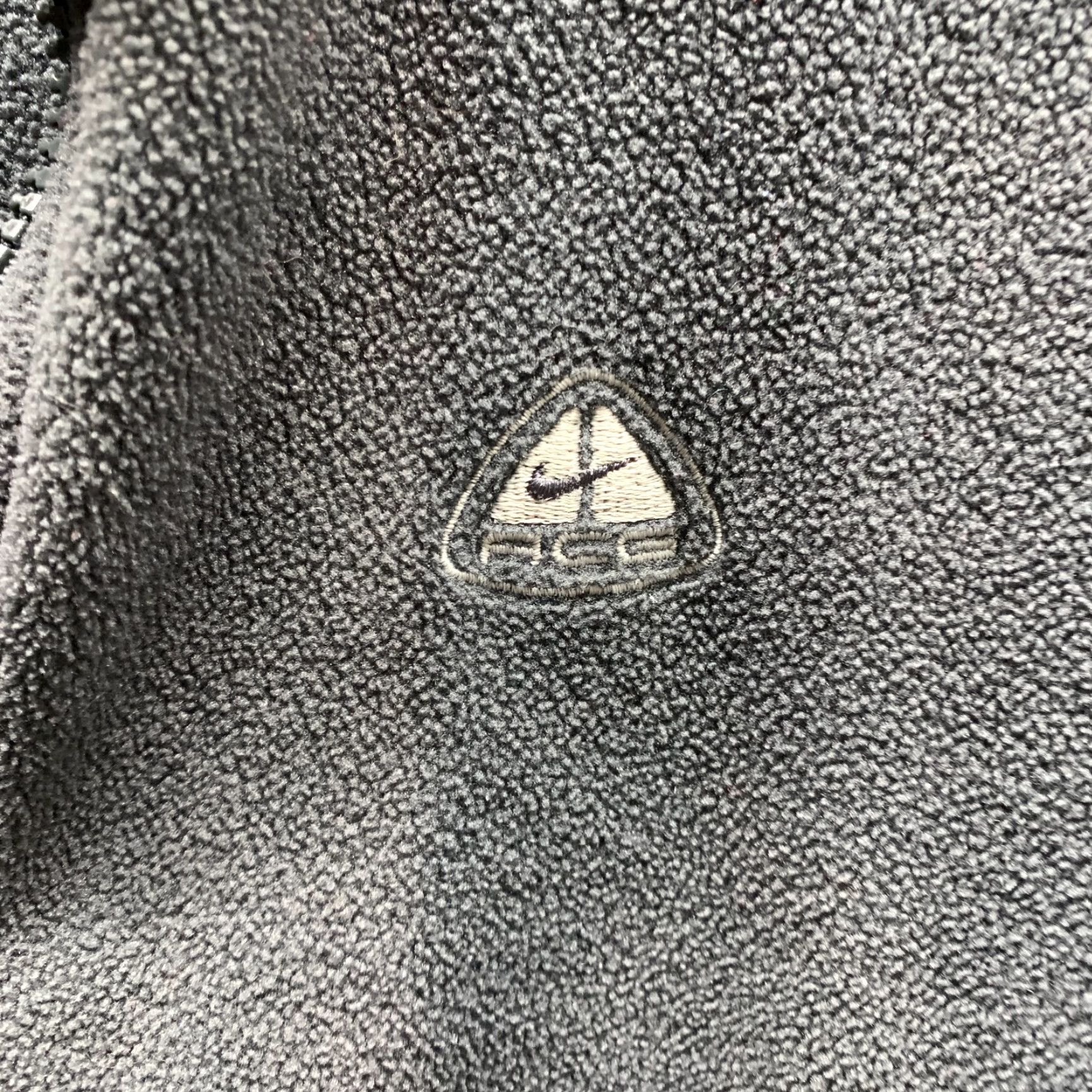 Nike Nike ACG Hoodie Womens Small Gray Zip Up Fleece Casual Lightweight 90s Logo Short Sleeve? Size S / US 4 / IT 40 - 4 Thumbnail