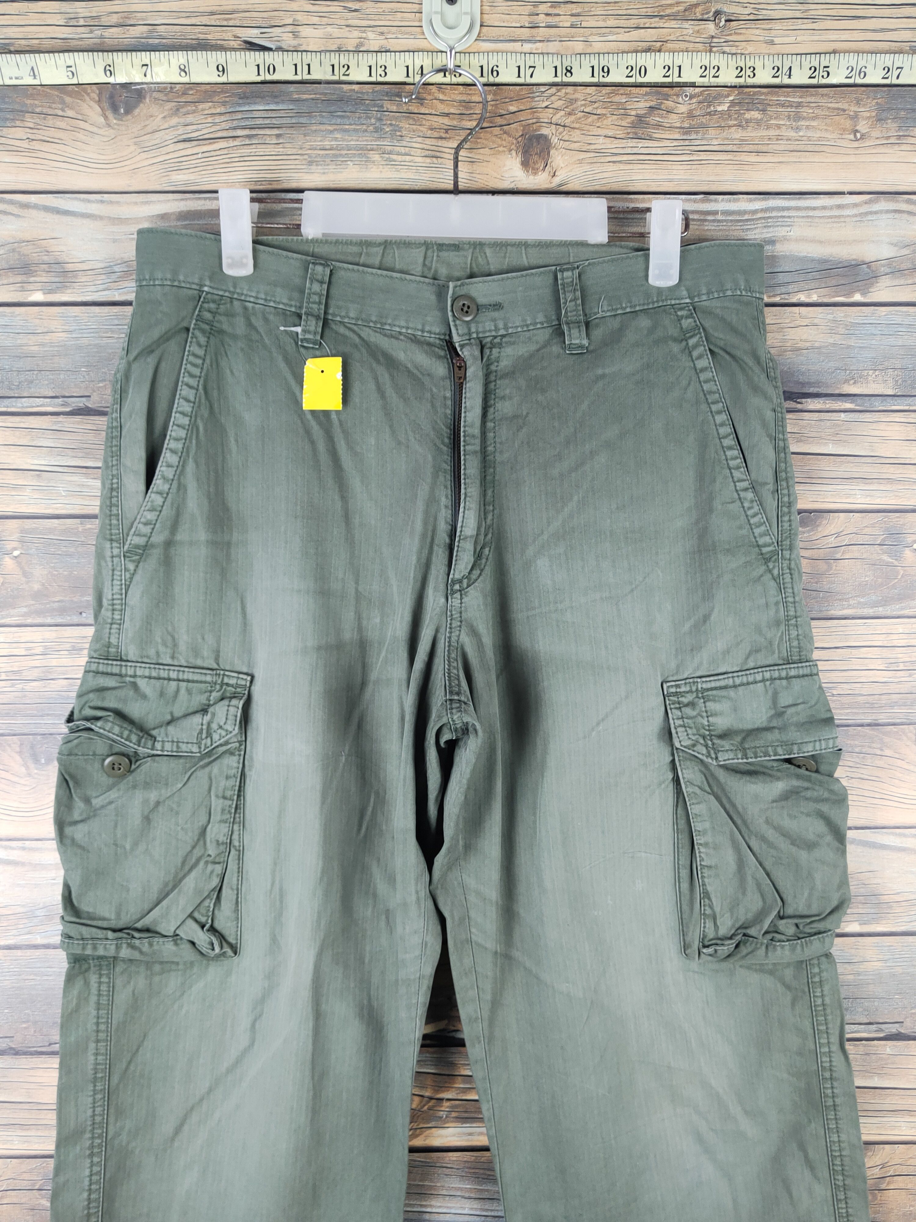 Japanese Brand DL Uniqlo Green Multipocket Cargo Pants #2622 Size US 34 / EU 50 - 2 Thumbnail