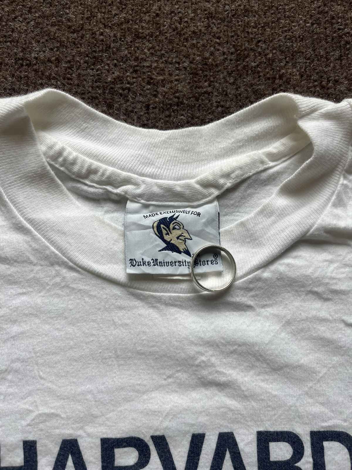 Vintage Vintage HARVARD The DUKE OF THE NORTH Univercity 90’s Tshirt Size US L / EU 52-54 / 3 - 4 Thumbnail