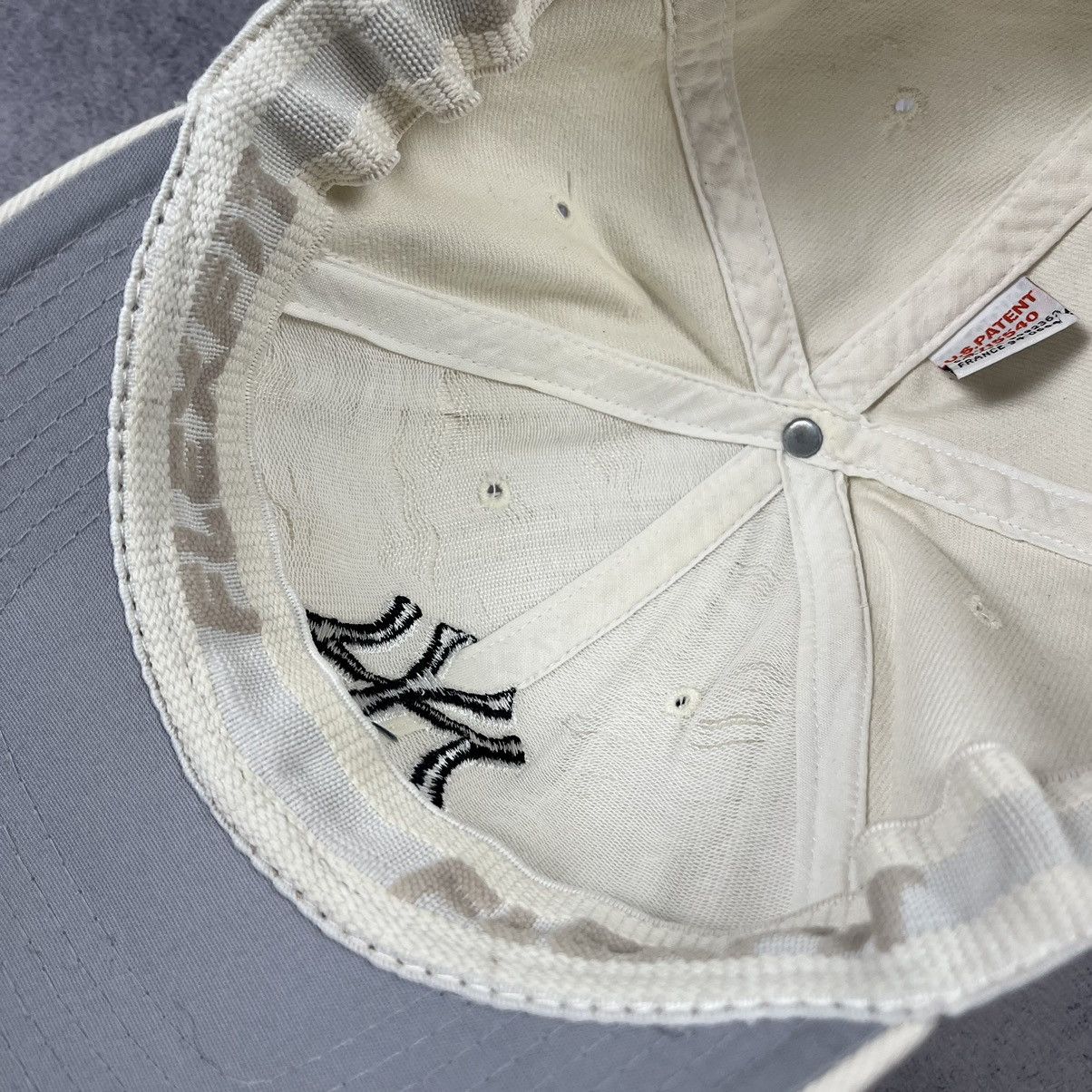 MLB Vintage New York Yankees y2k MLB rare cap 90’s Size ONE SIZE - 9 Thumbnail