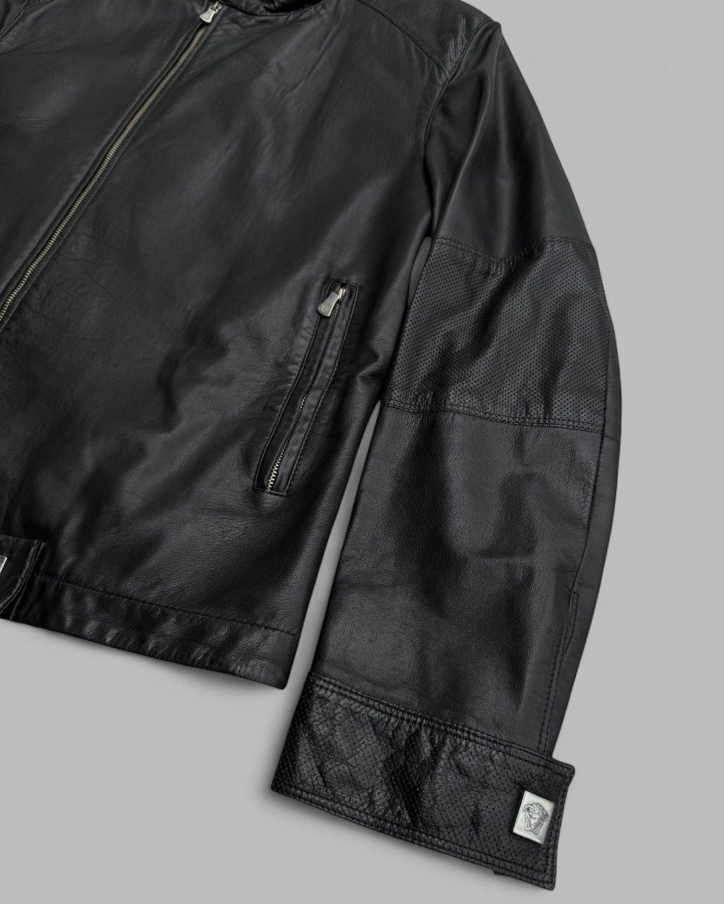 Versace Rare Vintage Versace Side Zip Medusa Details Biker Jacket Size US M / EU 48-50 / 2 - 14 Thumbnail