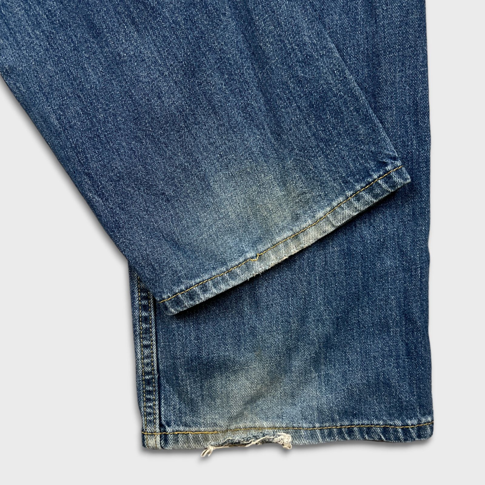 Levi's × Vintage Levi's 514 Jeans 36x34 Blue Straight Fit Faded Denim Pants Size US 36 / EU 52 - 8 Thumbnail
