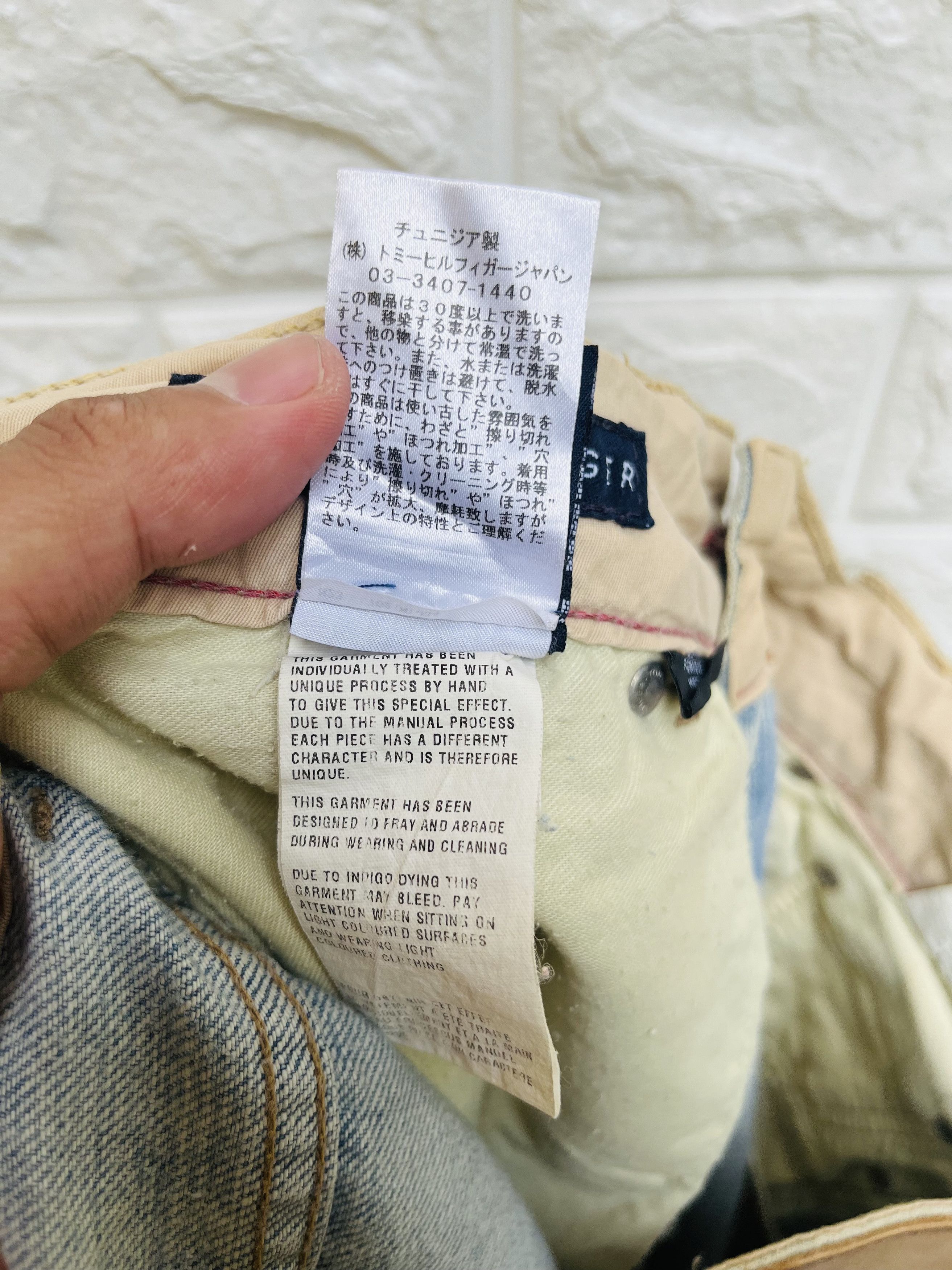Tommy Hilfiger × Vintage Vintage Tommy Hilfiger Designer Fashion Style Size US 31 - 14 Thumbnail