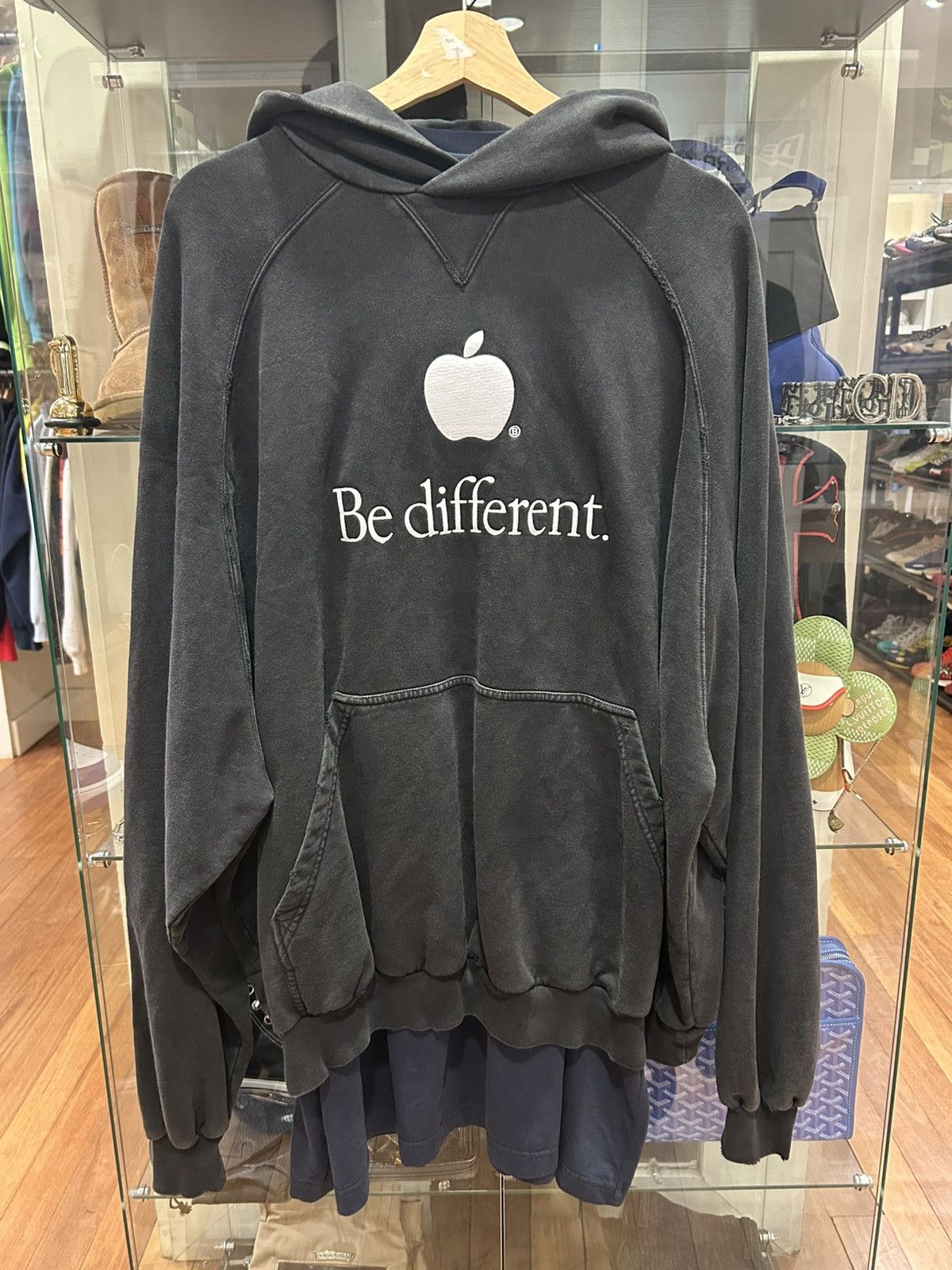 Balenciaga Balenciaga Be Different Apple Embroidered Layered