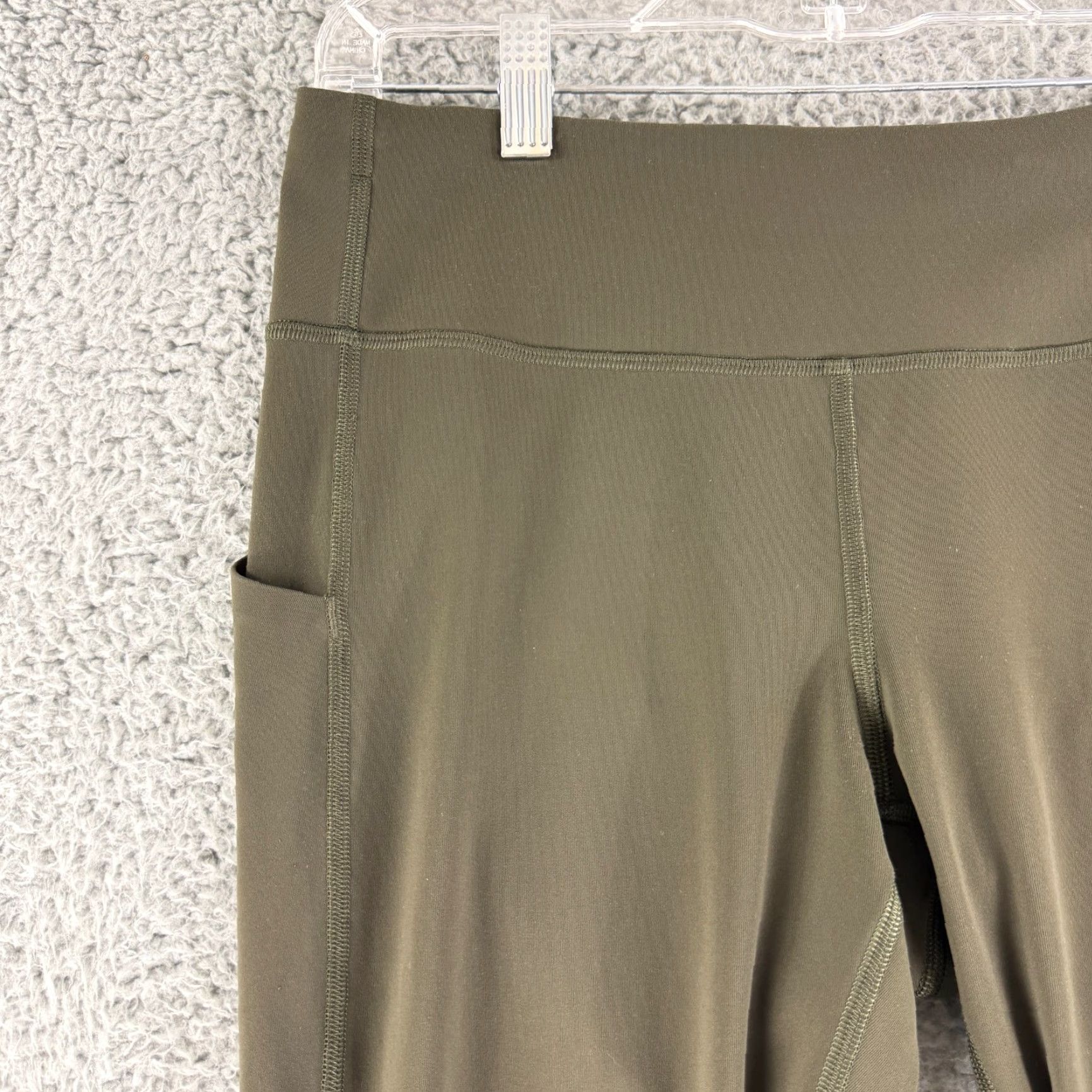 Lululemon VINTAGE Lululemon Pace Revival Crop Leggings Womens 8 Green Pull On Luxtreme Yoga Size 30" / US 8 / IT 44 - 2 Thumbnail