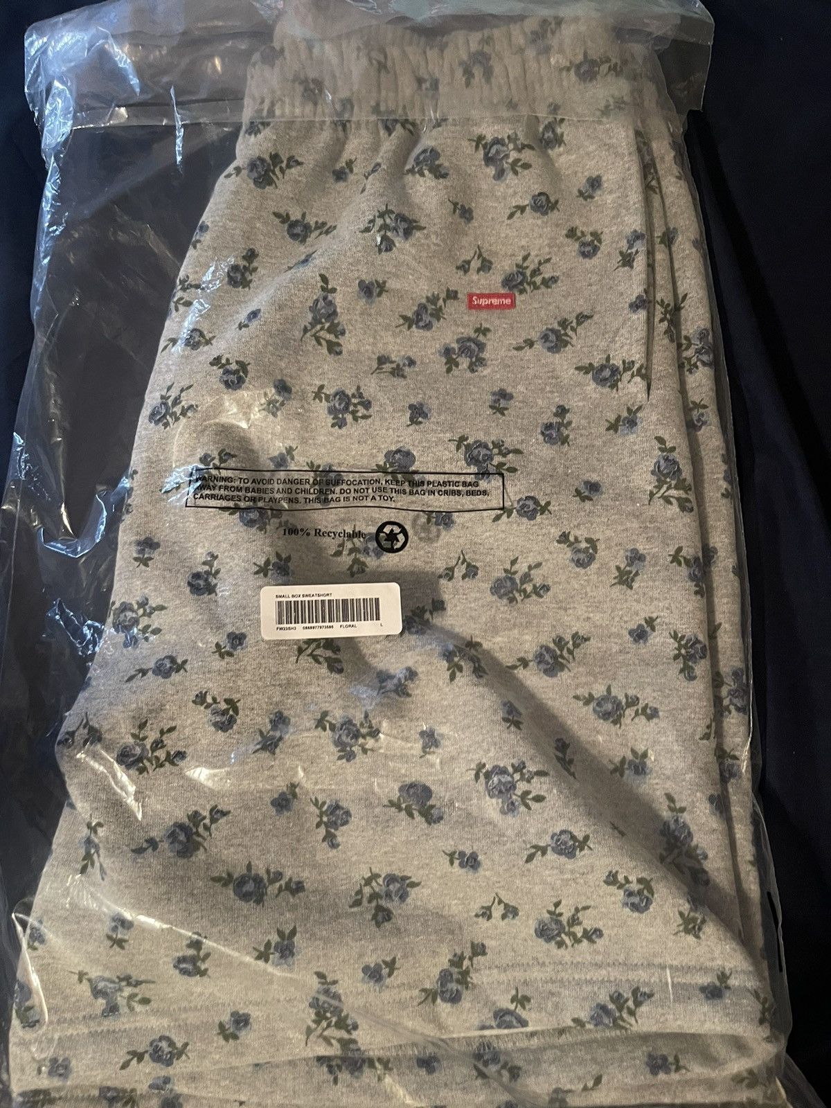 Supreme Supreme Small Box Sweatshorts (FW23) Flowers | Grailed