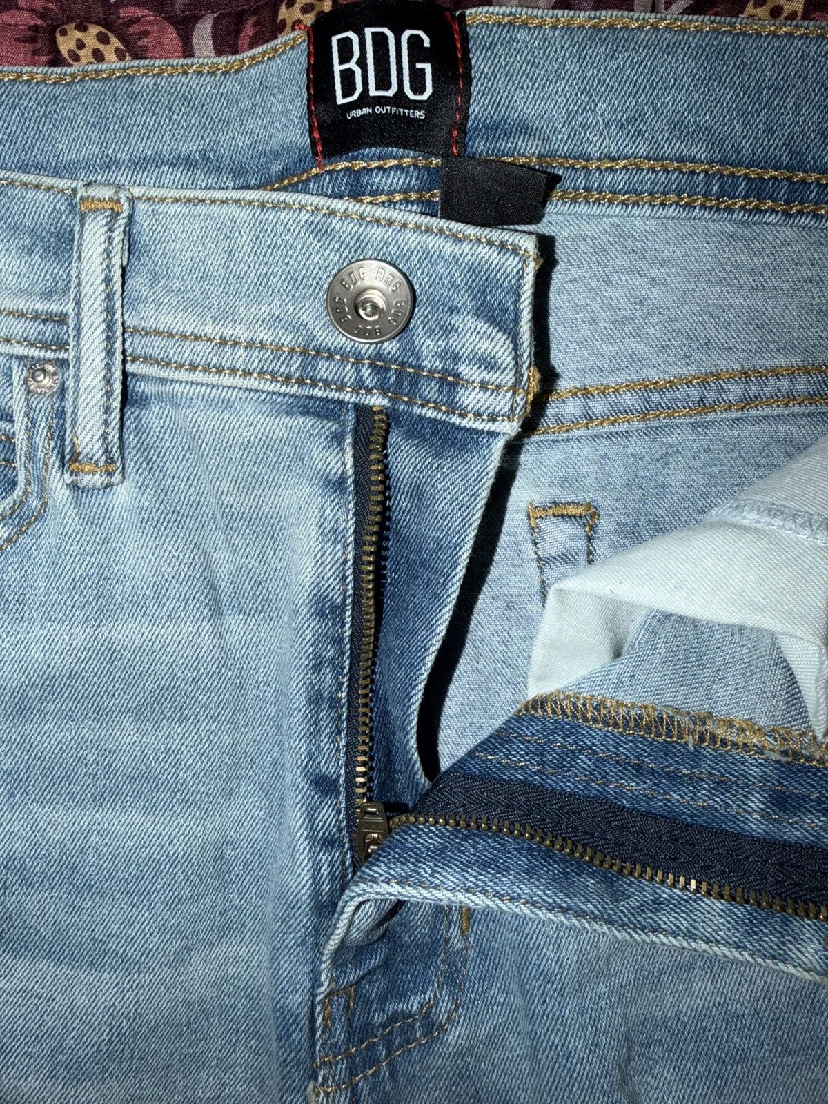 Bdg Distressed Skinny Stretch Jean Size US 34 / EU 50 - 4 Thumbnail