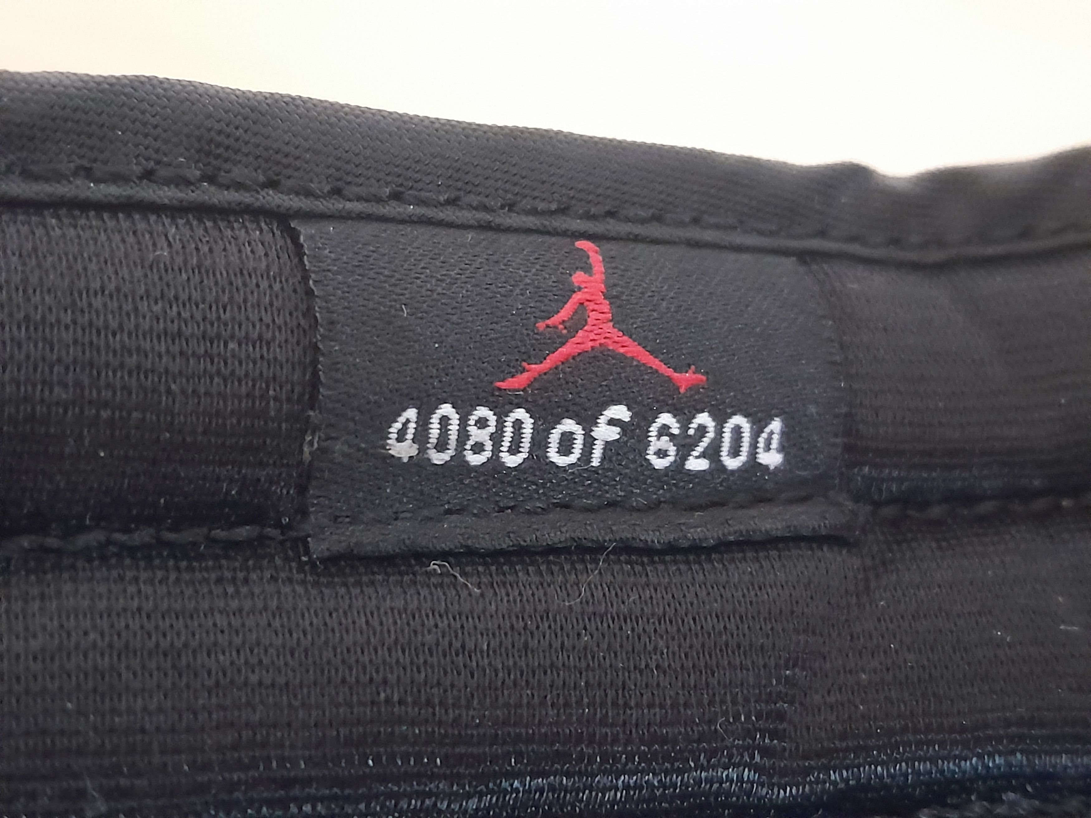 Nike Nike Jordan 1 Retro Bred 2001 Size US 8 / EU 41 - 10 Thumbnail
