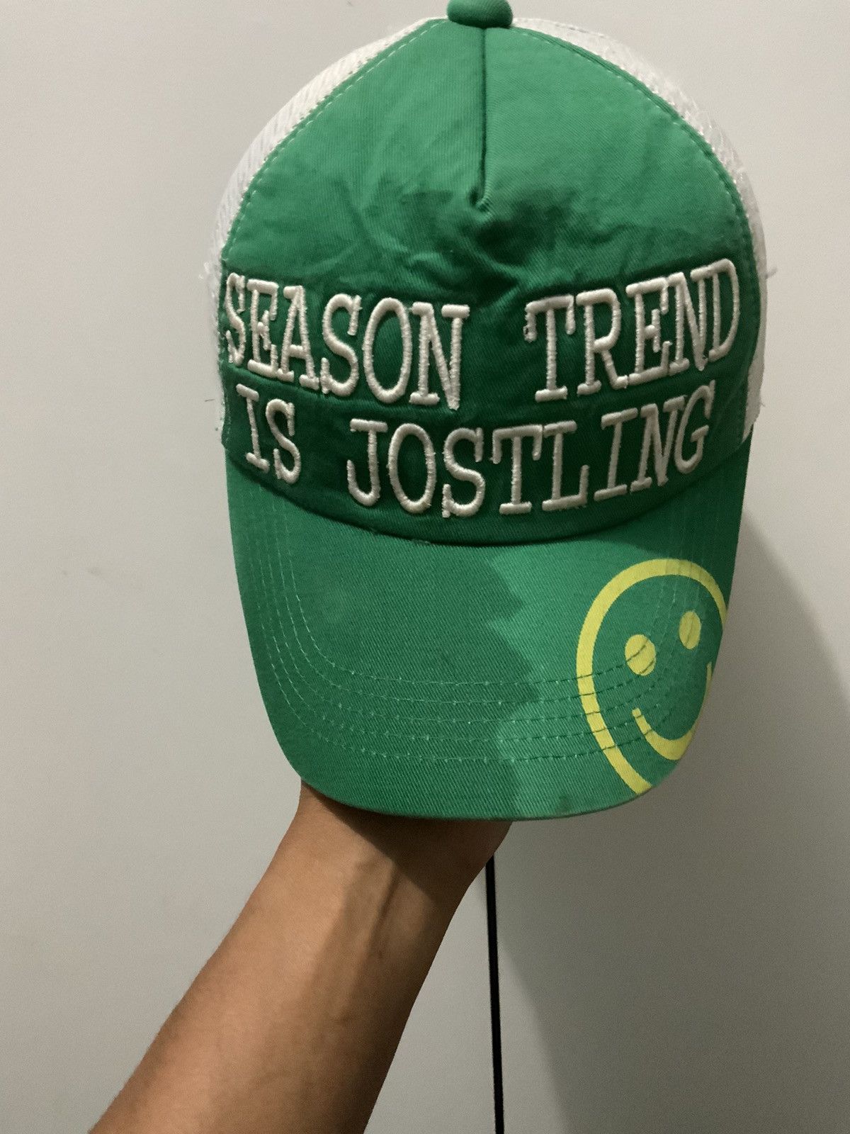 Japanese Brand Season Trend Is Jostling Smiley Truker Hat Cap Size ONE SIZE - 6 Thumbnail