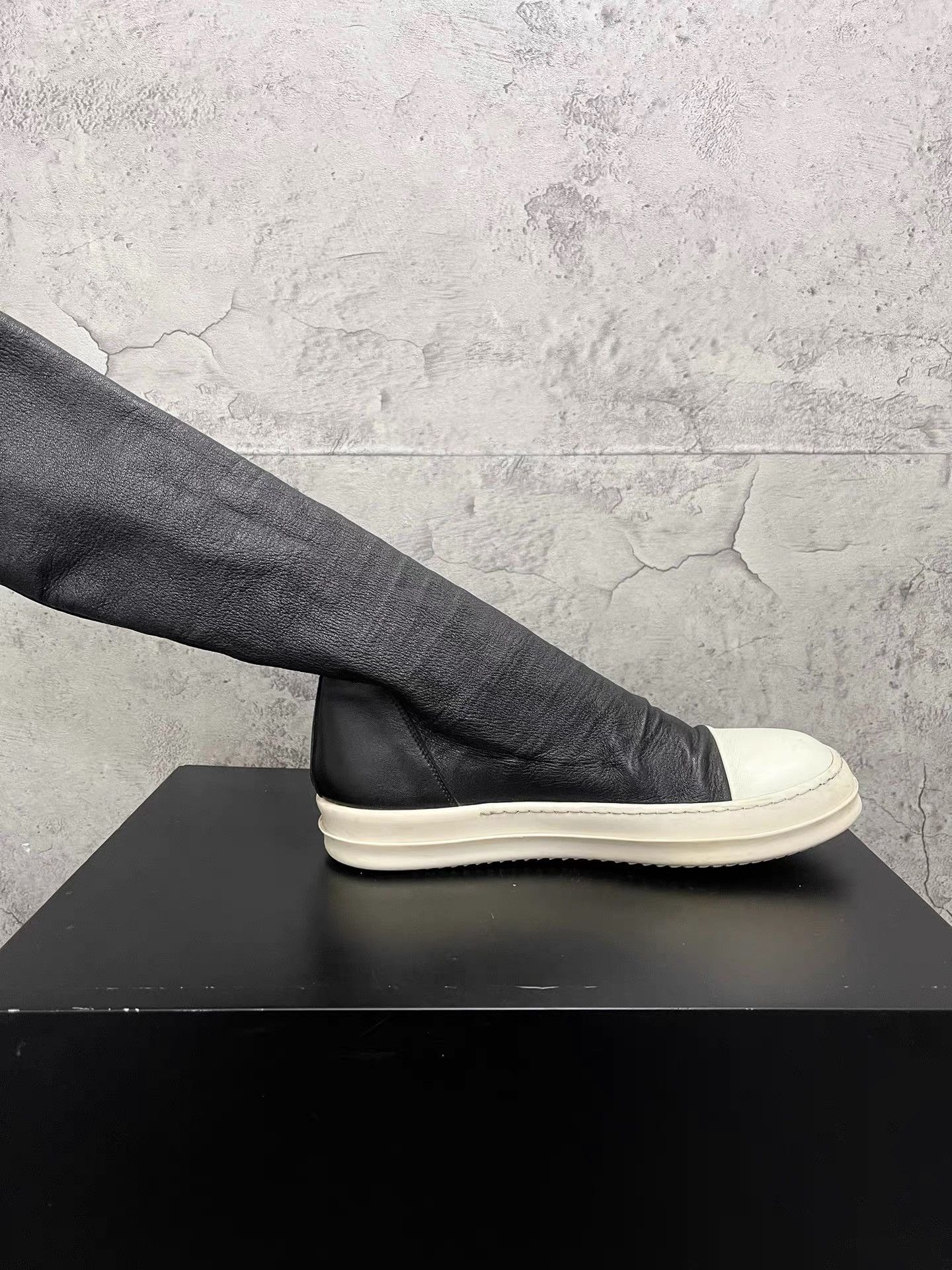 Rick Owens Rick Owens Men's Classic Boots K34 Size US 7 / EU 40 - 5 Thumbnail