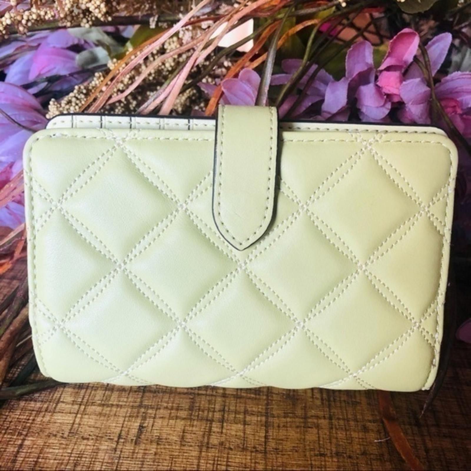 Designer Kate Spade Quilted Retro Wallet NWT Size ONE SIZE - 2 Thumbnail
