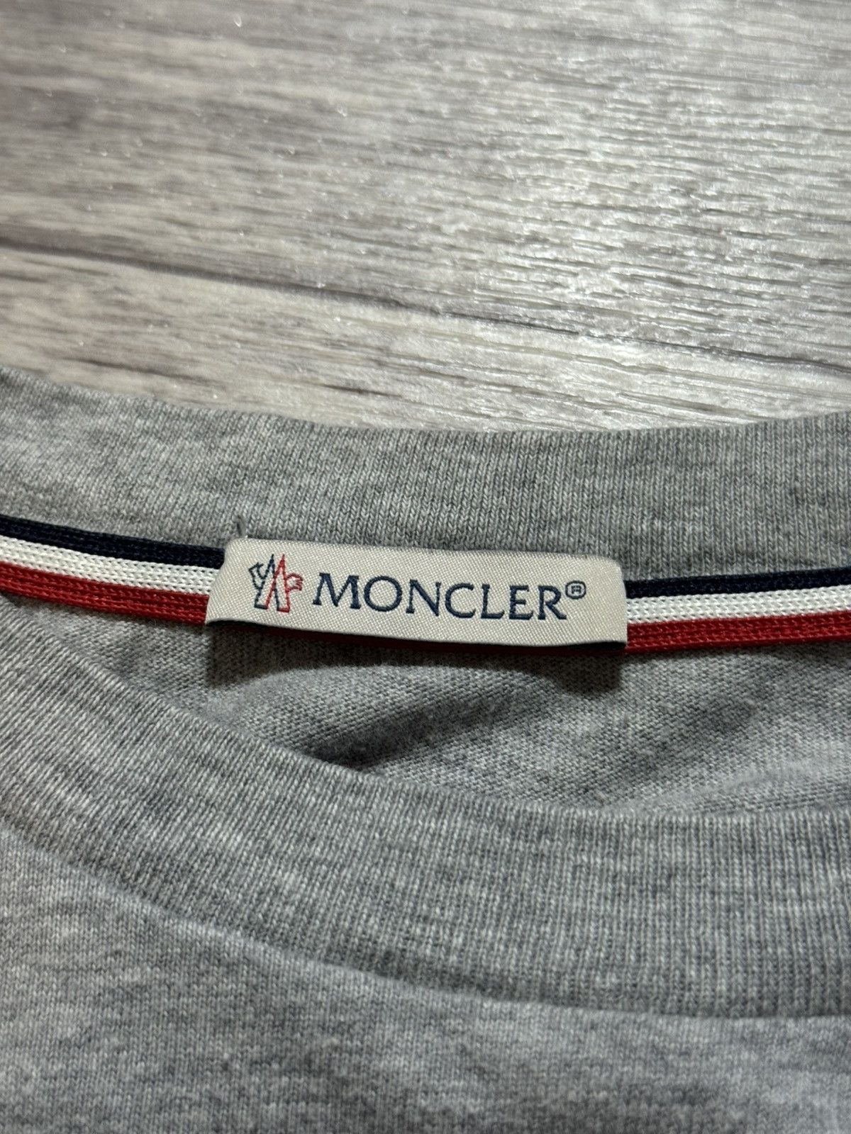 Moncler Moncler Letter Logo Maglia Short Sleeve t-shirt Size US M / EU 48-50 / 2 - 6 Thumbnail