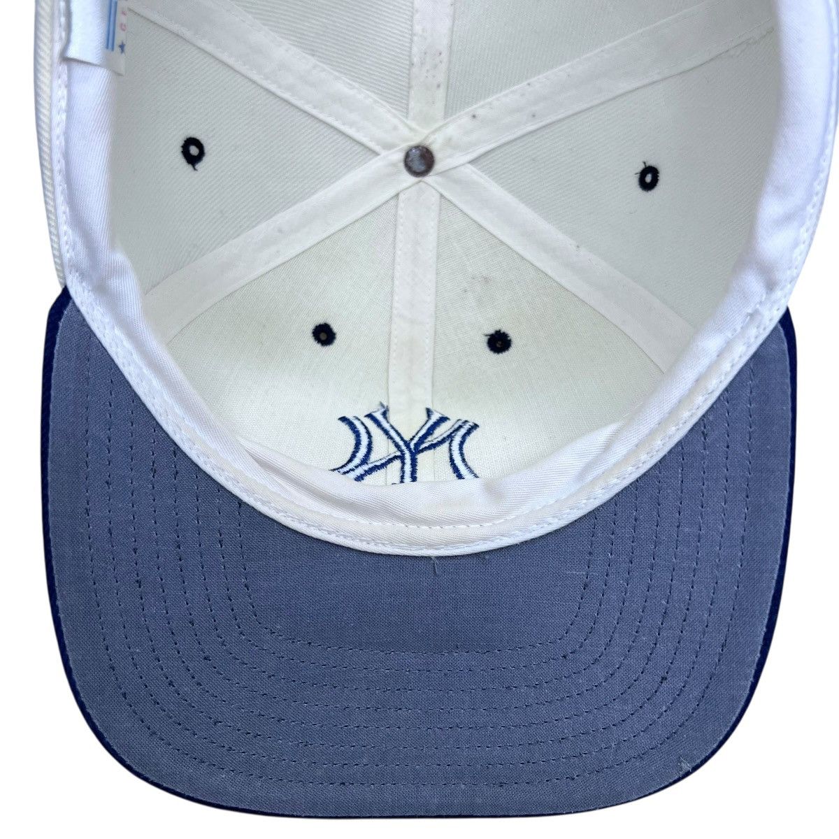 Twins 90s MLB New York Yankees Twins Two Tone Plain Logo Snapback Size ONE SIZE - 11 Thumbnail