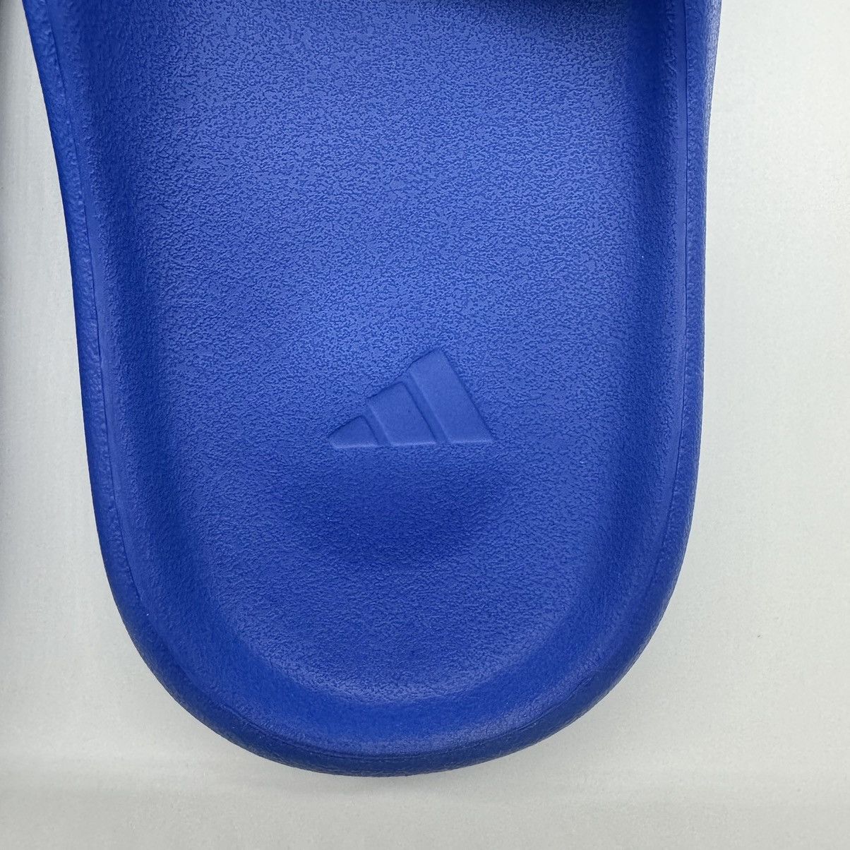 Adidas Adidas Yeezy Slide Azure Size US 10 / EU 43 - 6 Thumbnail