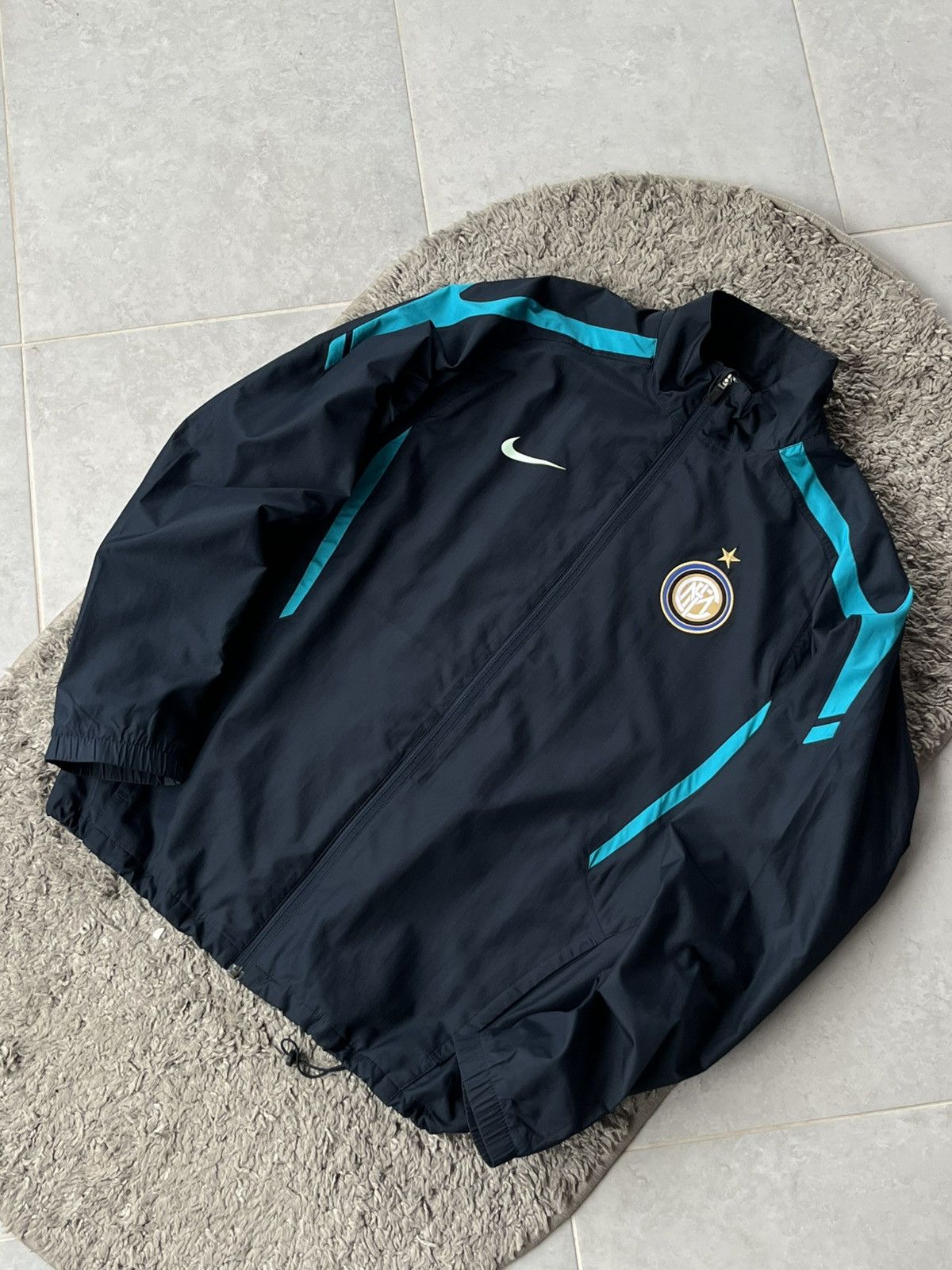 Nike Vintage Nike Light Jacket Soccer football Internazionale Size US M / EU 48-50 / 2 - 2 Thumbnail