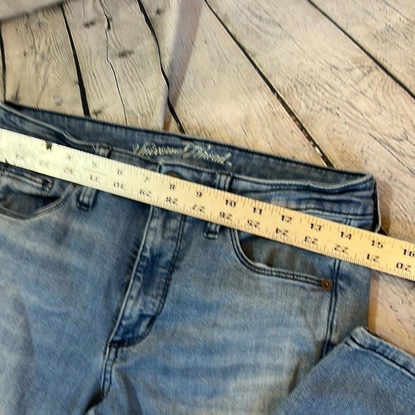 Designer Universal Thread Women's Light Wash Jeans Size 30" / US 8 / IT 44 - 2 Thumbnail