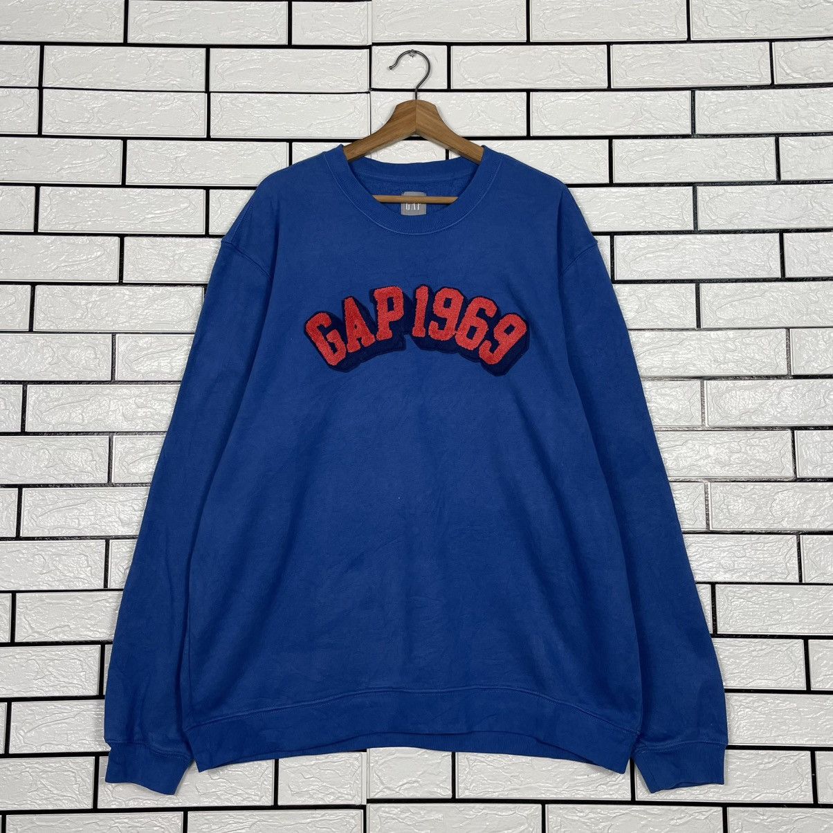 Gap Gap 1969 Big Logo Crewneck Sweatshirt Size US XL / EU 56 / 4 - 1 Thumbnail