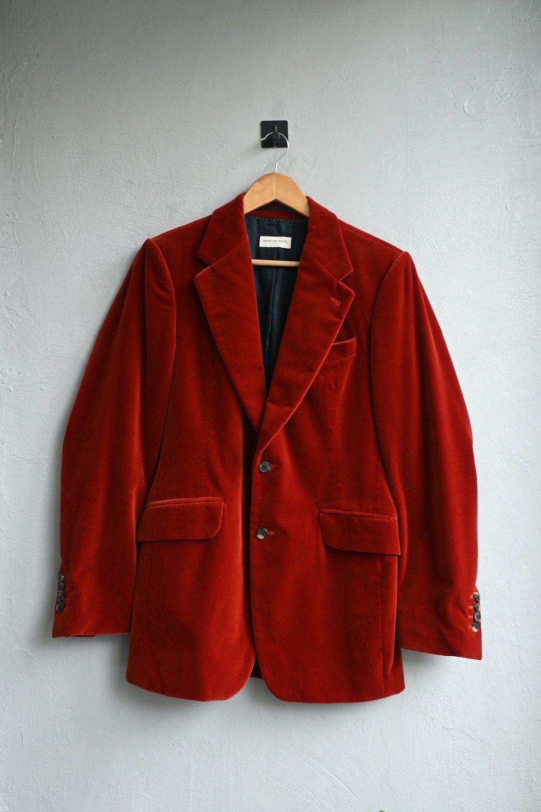 Dries Van Noten Dries Van Noten Velvet Blazer Size US S / EU 44-46 / 1 - 1 Thumbnail