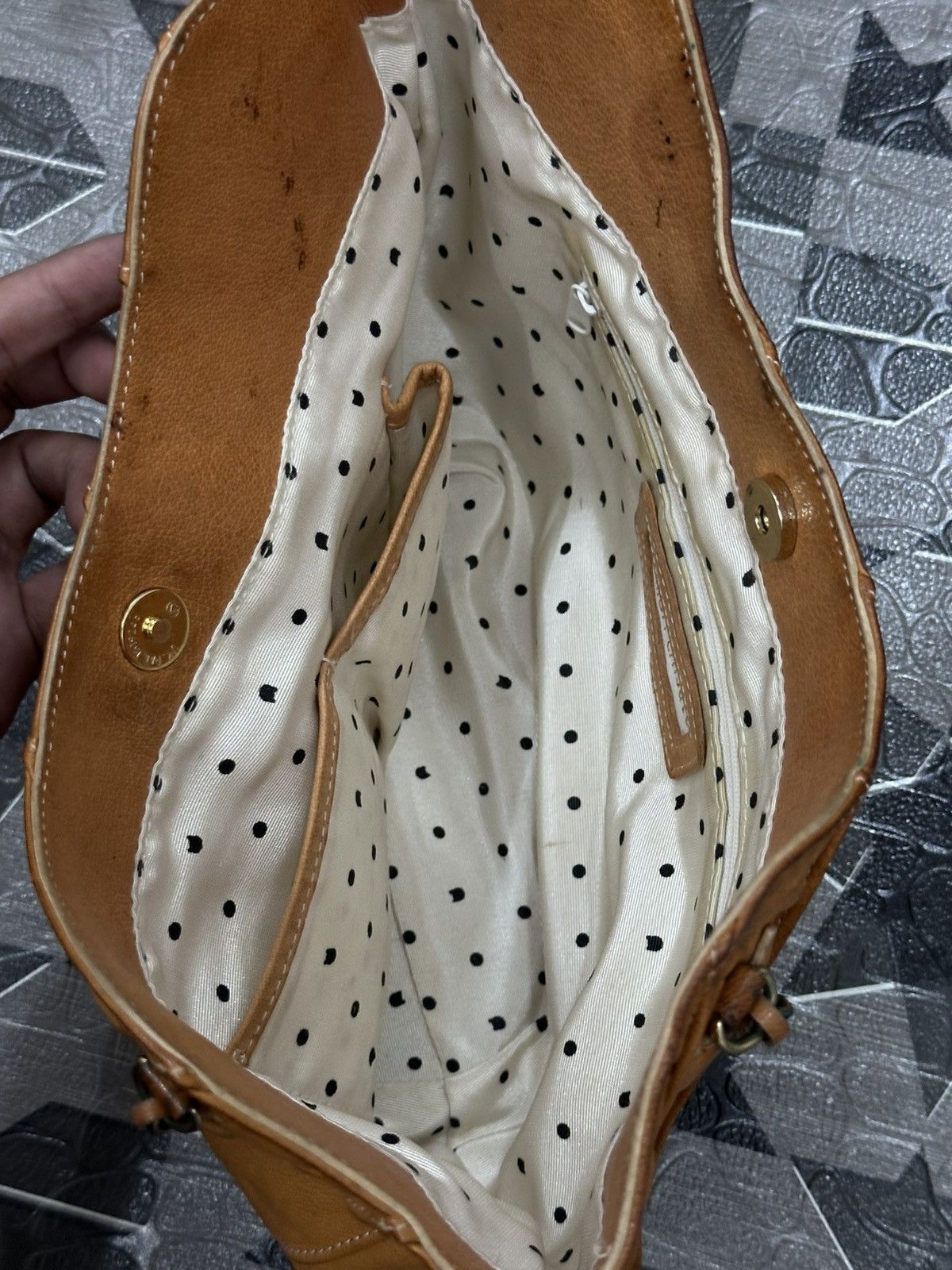 Issey Miyake 1990s Tsumori Chisato Brown Leather Shoulder Bag Size ONE SIZE - 12 Thumbnail