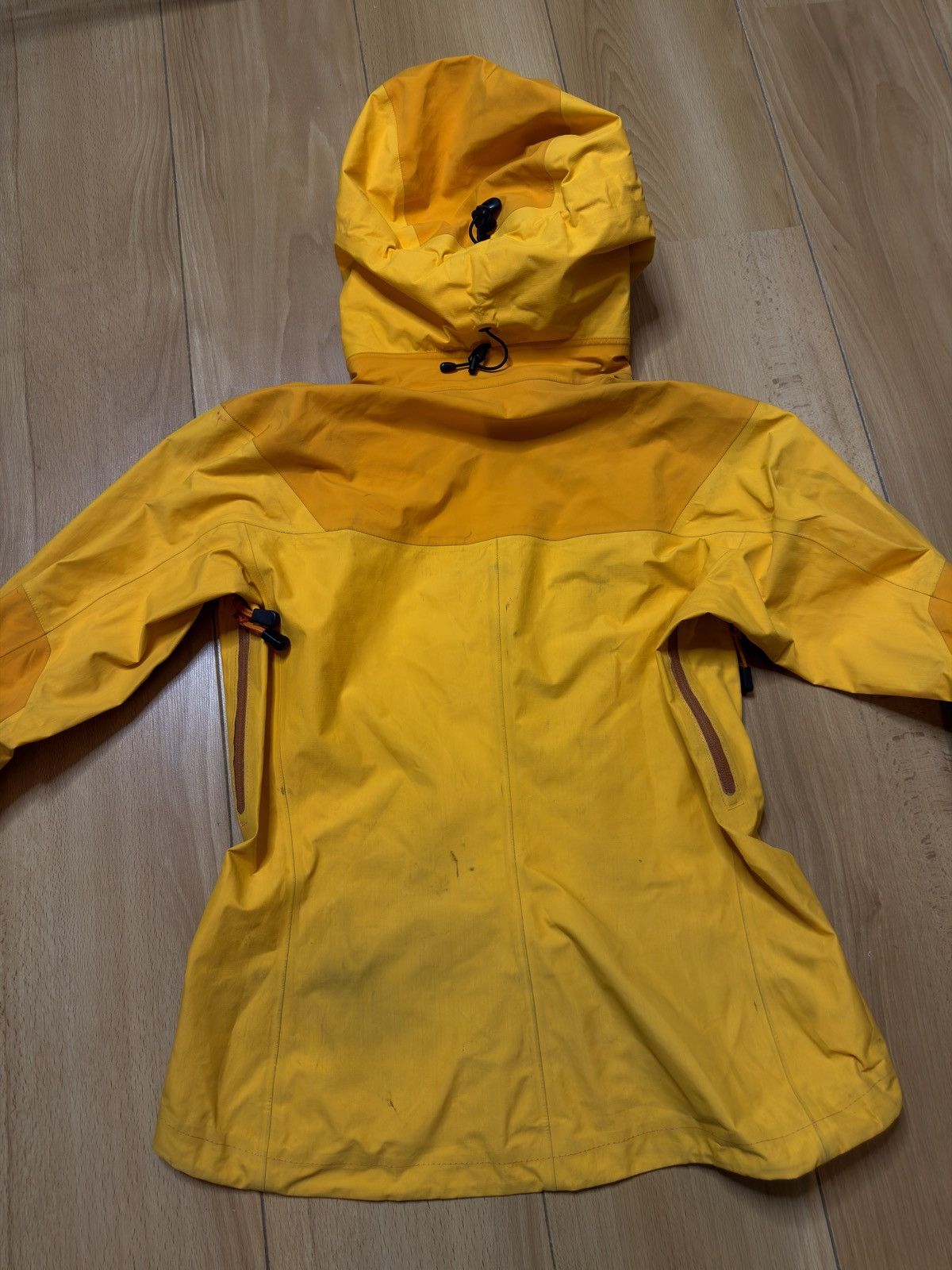 Arc'teryx Arcteryx women ski jacket gore tex Size S / US 4 / IT 40 - 17 Thumbnail