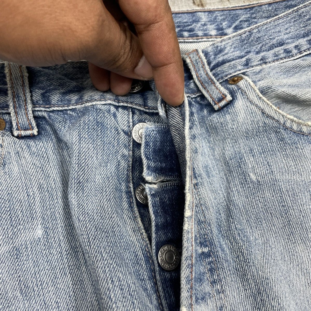 Levi's × Vintage Vintage Levis 501 Distressed Light Wash wc 377 Size US 31 - 9 Thumbnail