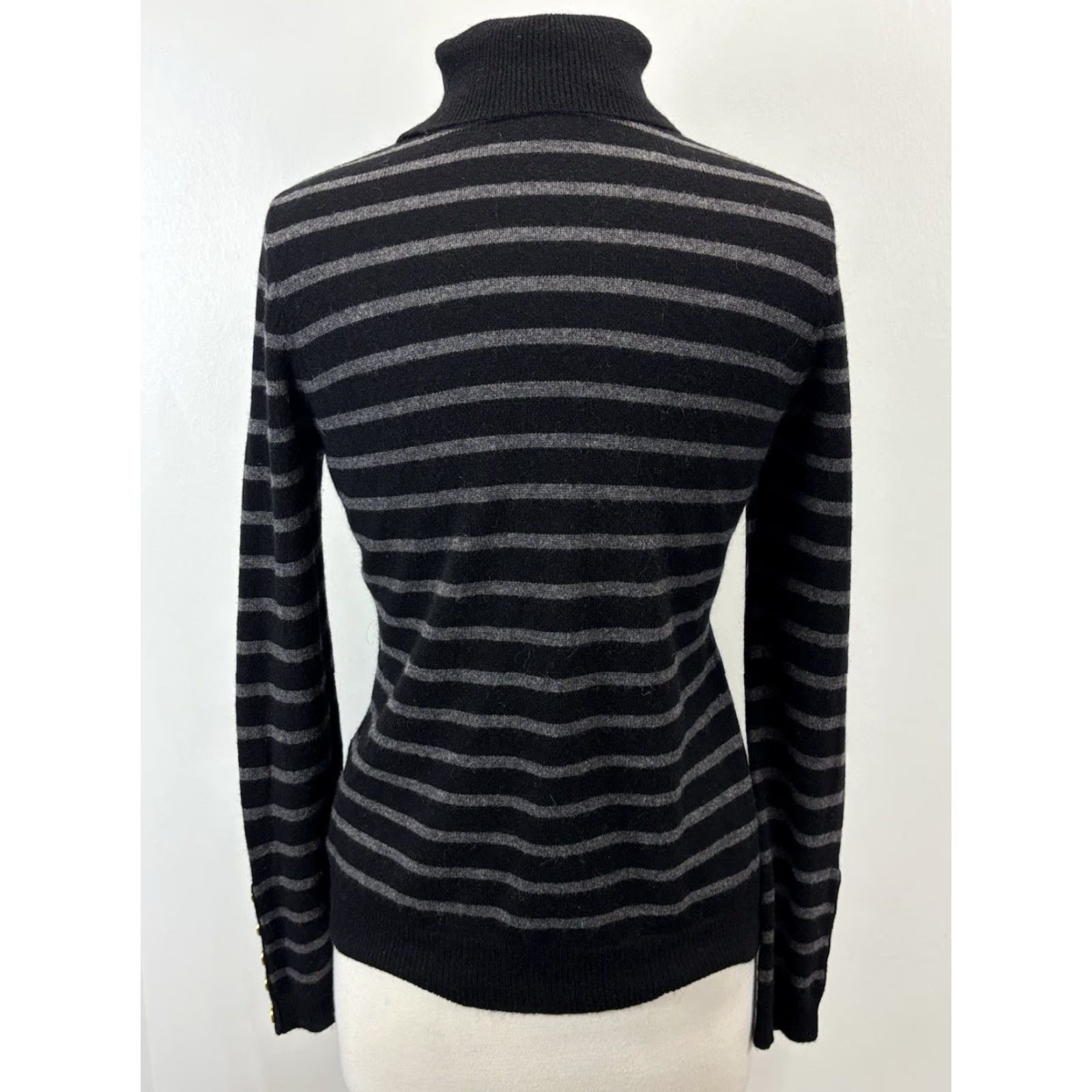 Vintage VINTAGE Peck & Peck 100% Cashmere Turtleneck Sweater Women's Medium Black Grey Stripe Classic Pullover Size M / US 6-8 / IT 42-44 - 3 Thumbnail