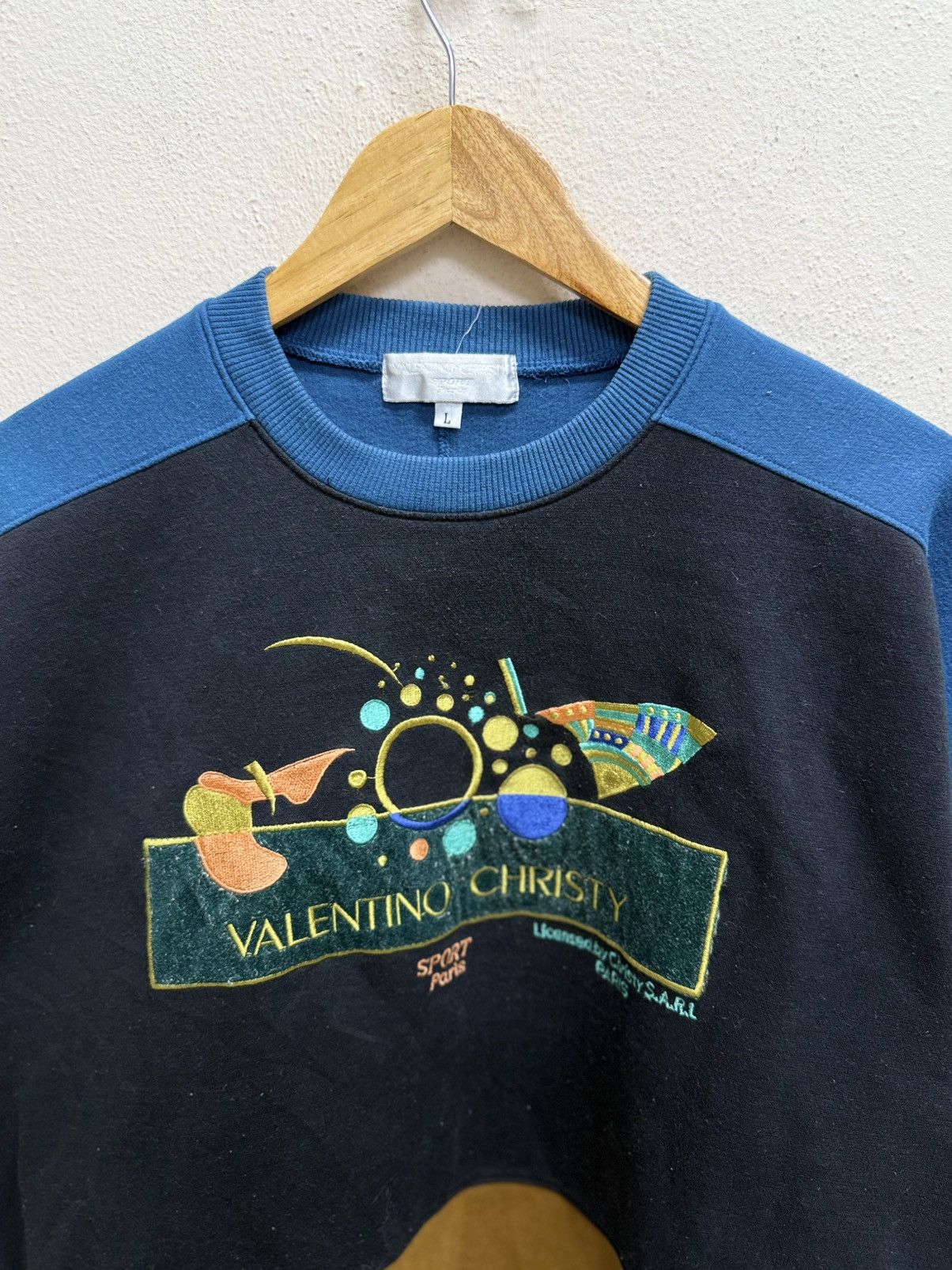 Valentino Vintage 90s Valentino Christy Biglogo Sweatshirt Size US M / EU 48-50 / 2 - 16 Thumbnail