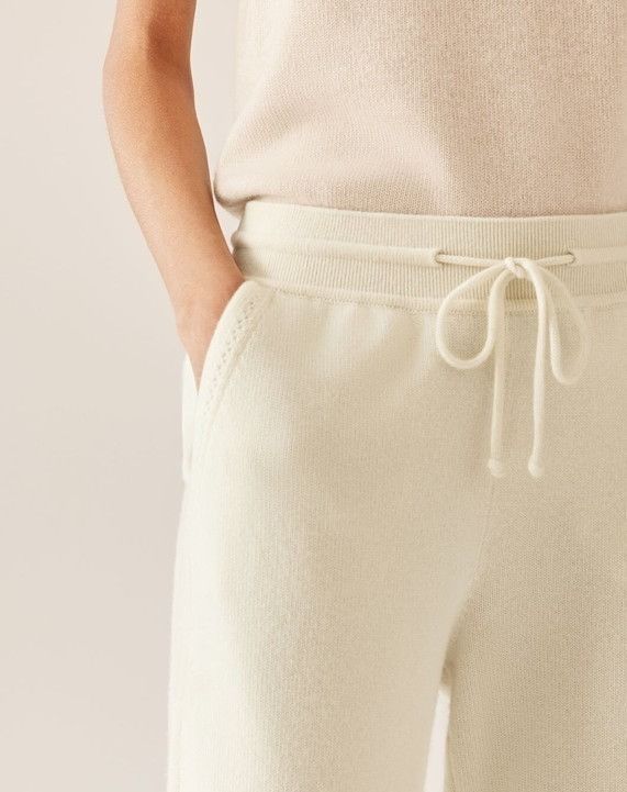 Loro Piana o1srvl11e1024 Cocooning Cashmere Sweatpant in Off White Size 30" / US 8 / IT 44 - 6 Thumbnail