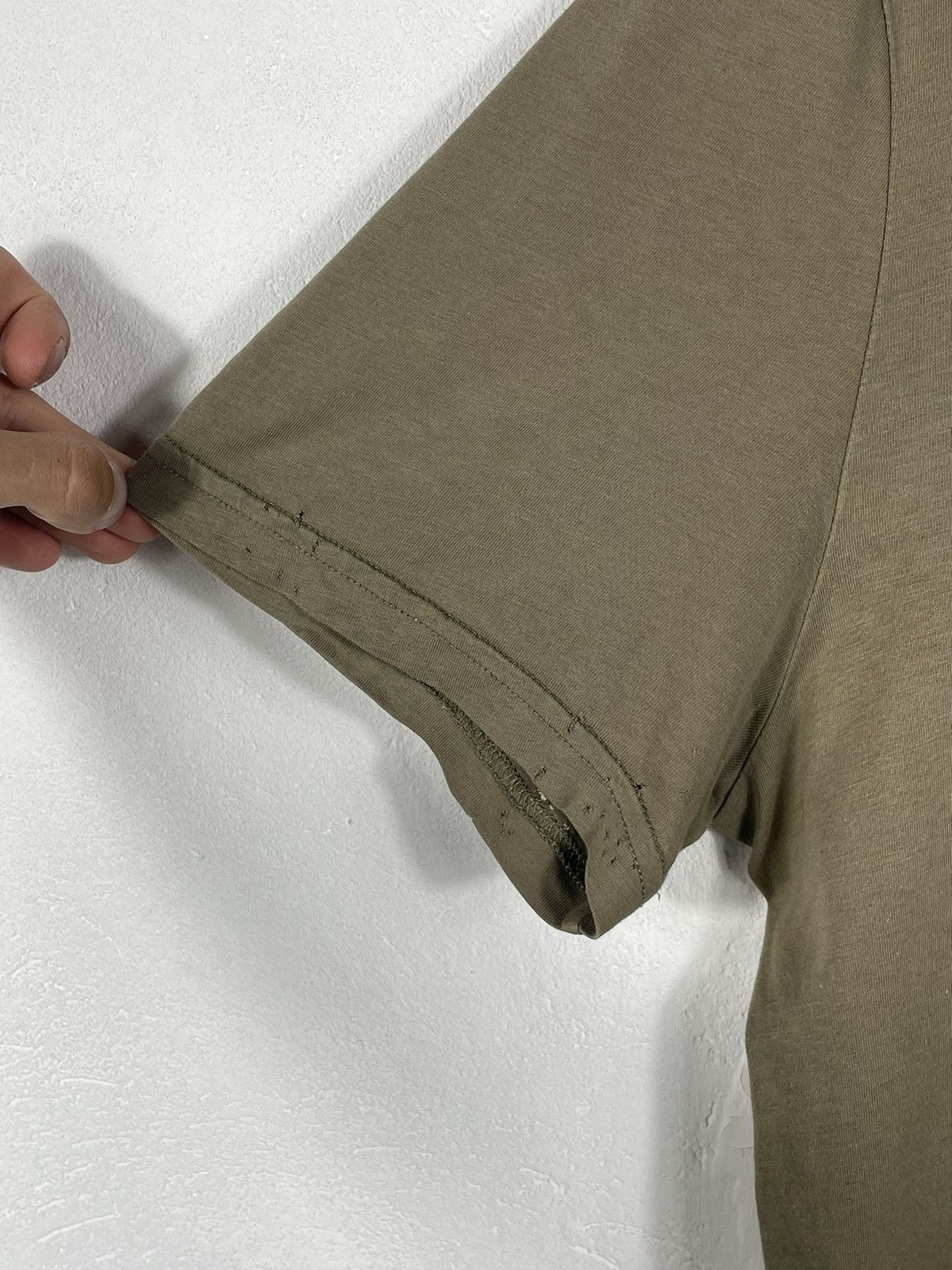 Vintage × Vivienne Westwood Vivienne Westwood Khaki T Short Tee Mini Logo Orb Size US L / EU 52-54 / 3 - 8 Thumbnail