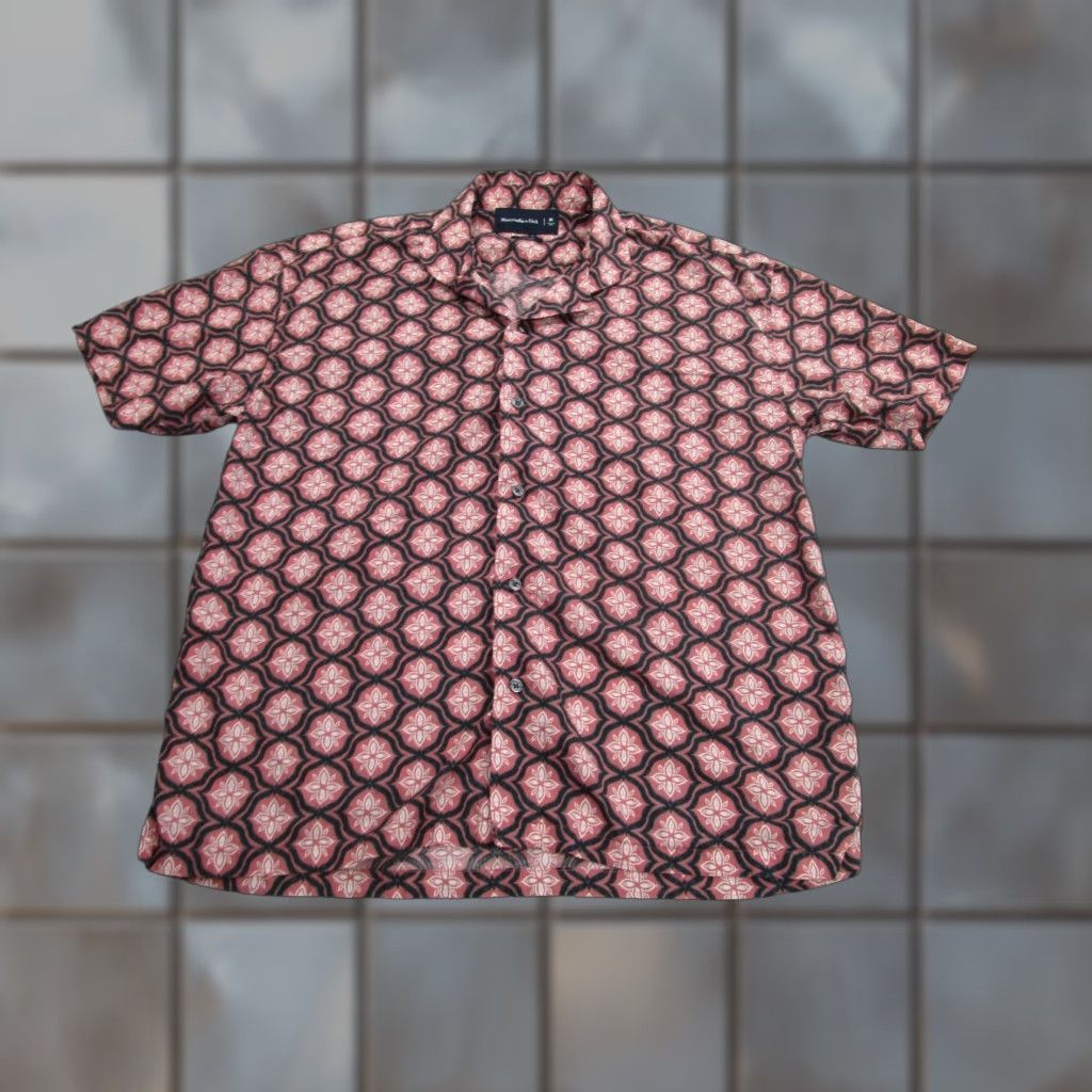 Abercrombie & Fitch Abercrombie & Fitch Shirt Mens M Red Floral Camp Collar Rockabilly Resort Hawaii Size US M / EU 48-50 / 2 - 1 Thumbnail