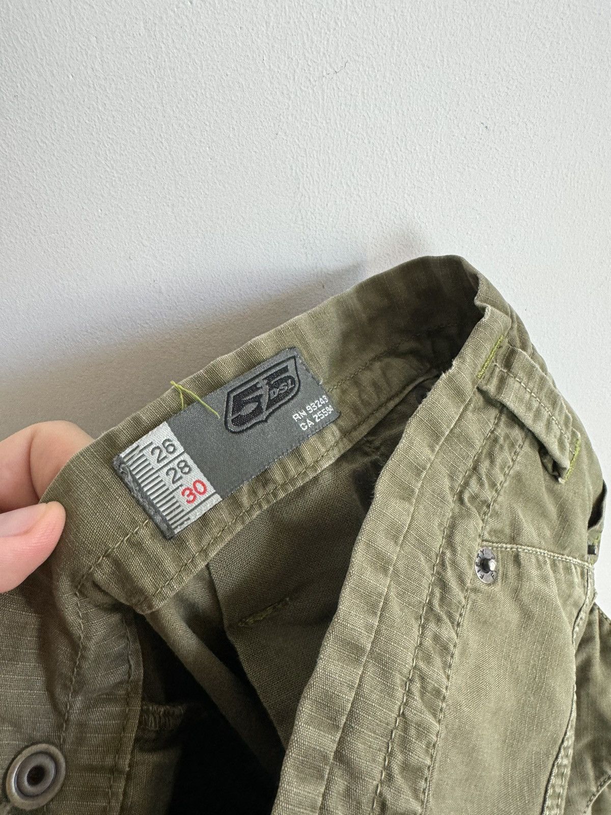 Diesel Vintage Diesel 55 DSL Cargo Gorpcore Style Pants Size US 30 / EU 46 - 8 Thumbnail