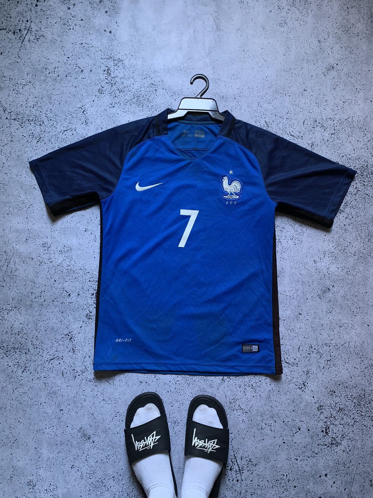 Nike Vintage Griezmann Nike France Soccer Jersey Y2K USA Size S Size US S / EU 44-46 / 1 - 1 Thumbnail